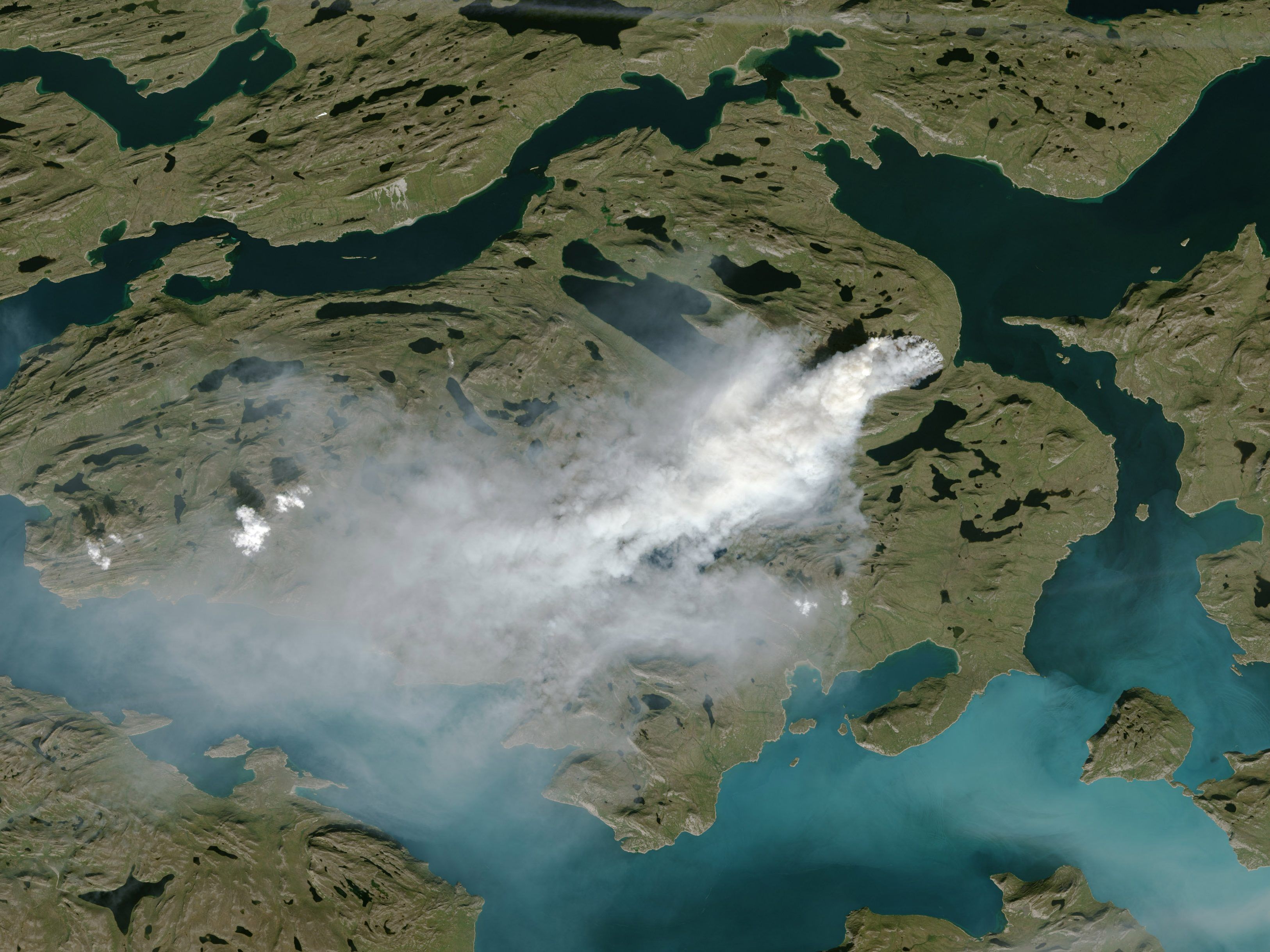 Torflandschaft war seit Wochen in Flammen - Geschätzte Ausbreitung von 10 bis 15 Quadratkilometer.