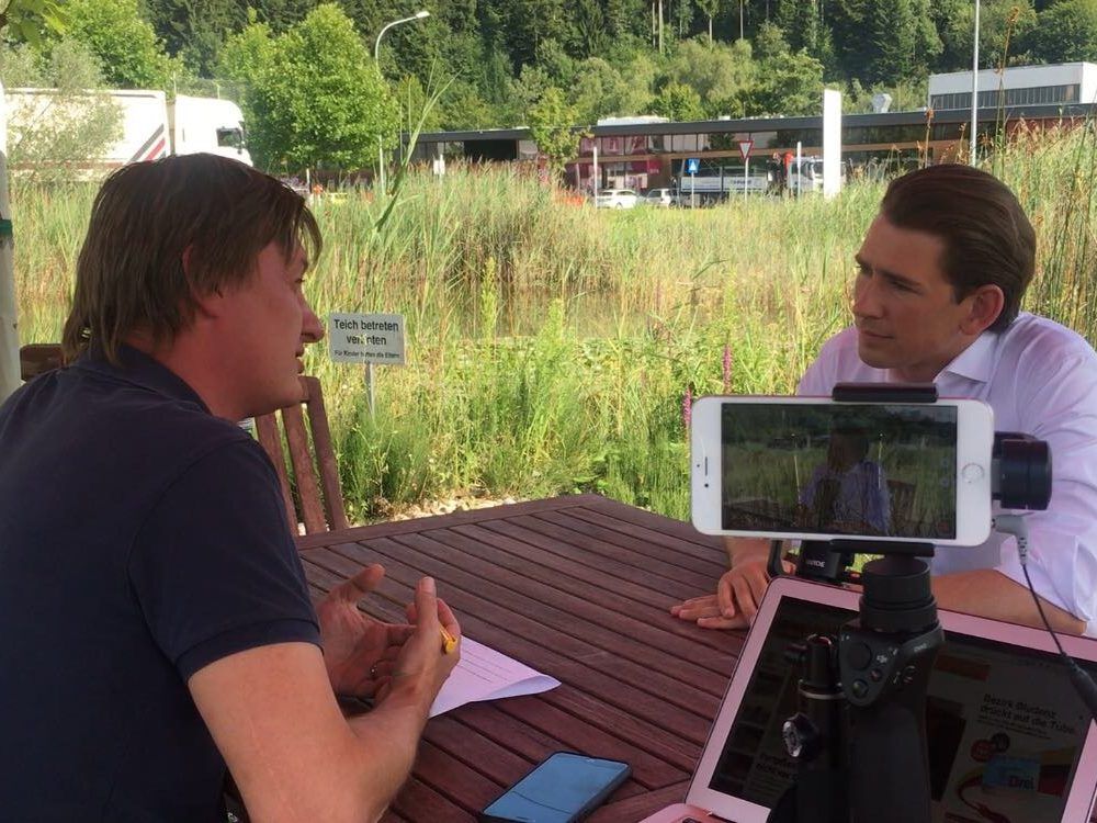 Persönlich: Sebastian Kurz im Talk mit CR Marc Springer. Persönlich: Sebastian Kurz im Talk mit CR Marc Springer.