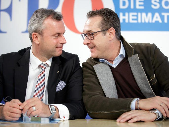 Hofer und Strache präsentieren das FPÖ-Wirtschaftsprogramm