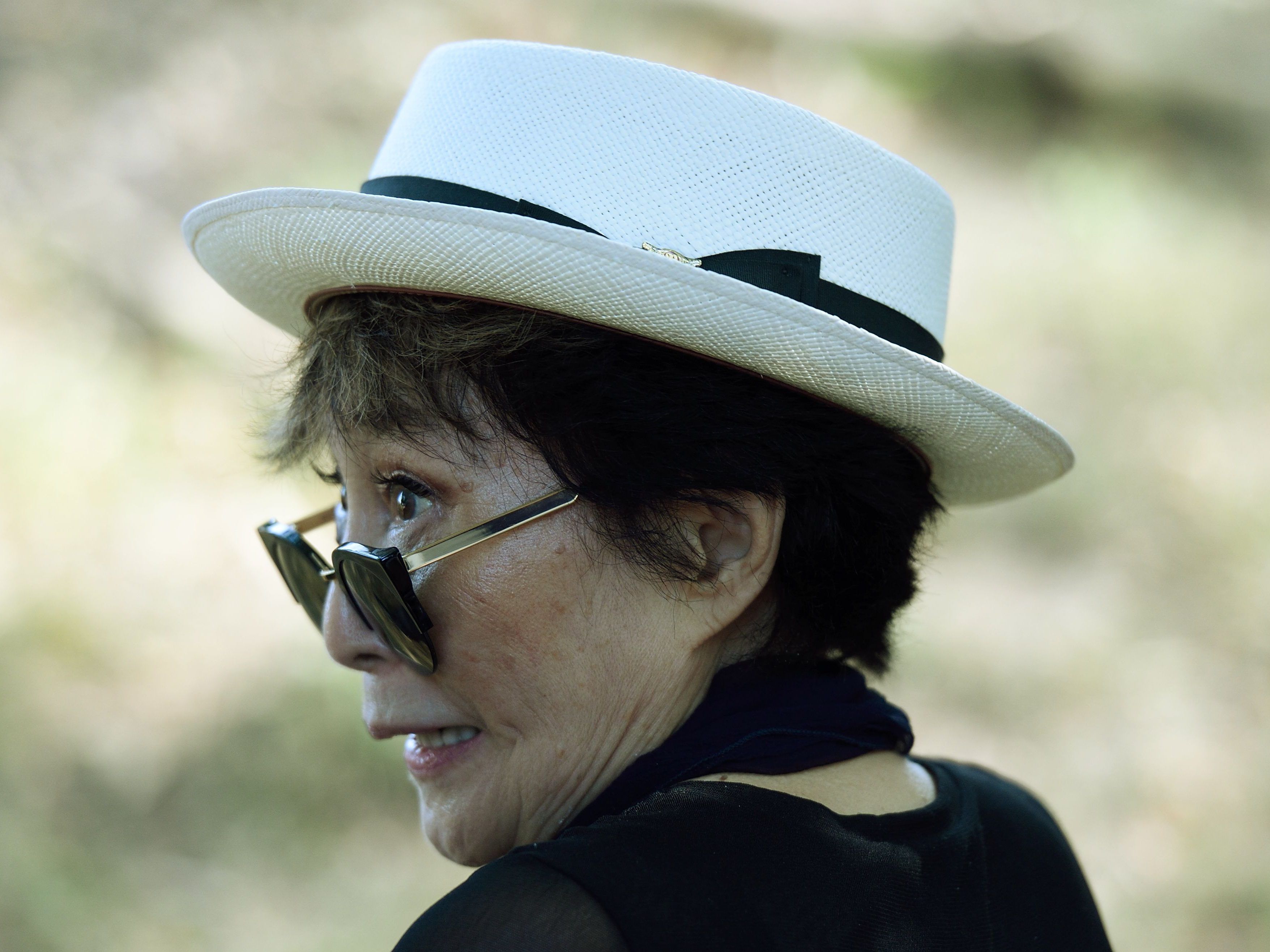 Yoko Ono klagte gegen den Namen der Bar.