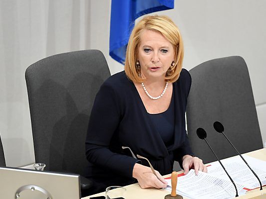 Nationalratspräsidentin Doris Bures eröffnete die Sitzung Nationalratspräsidentin Doris Bures eröffnete die Sitzung