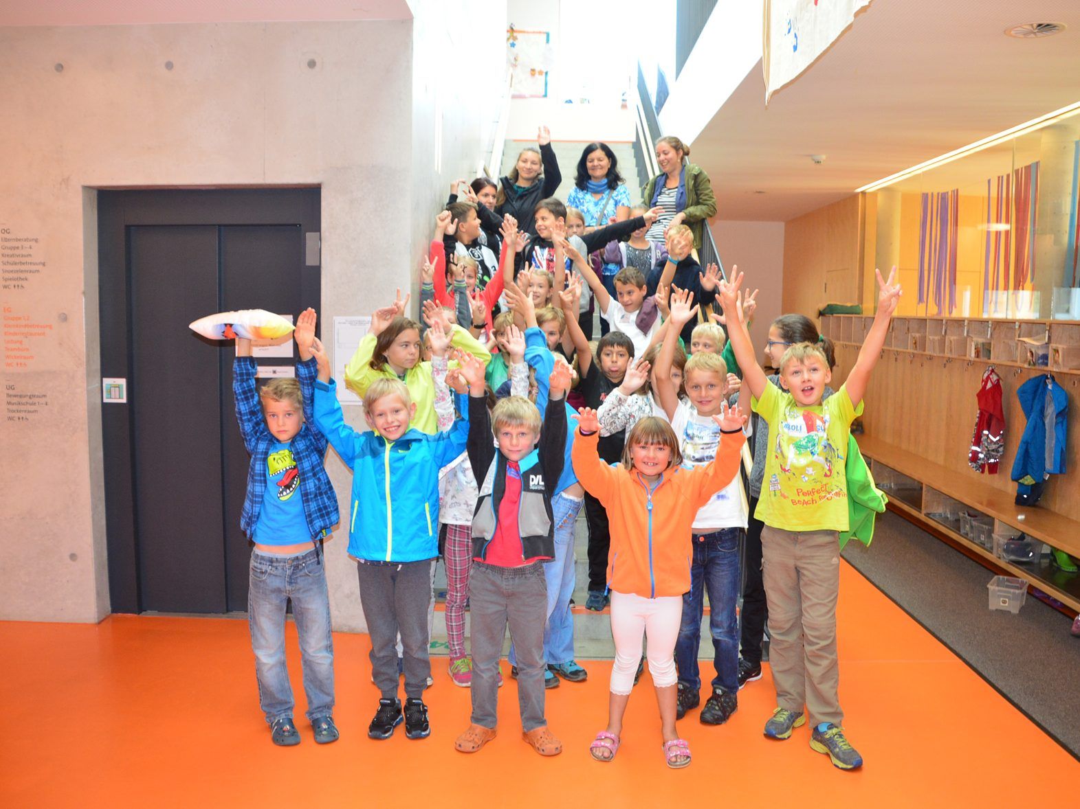 Schülerbetreuung im Kinder- und Familientreff Bifang. Schülerbetreuung im Kinder- und Familientreff Bifang.