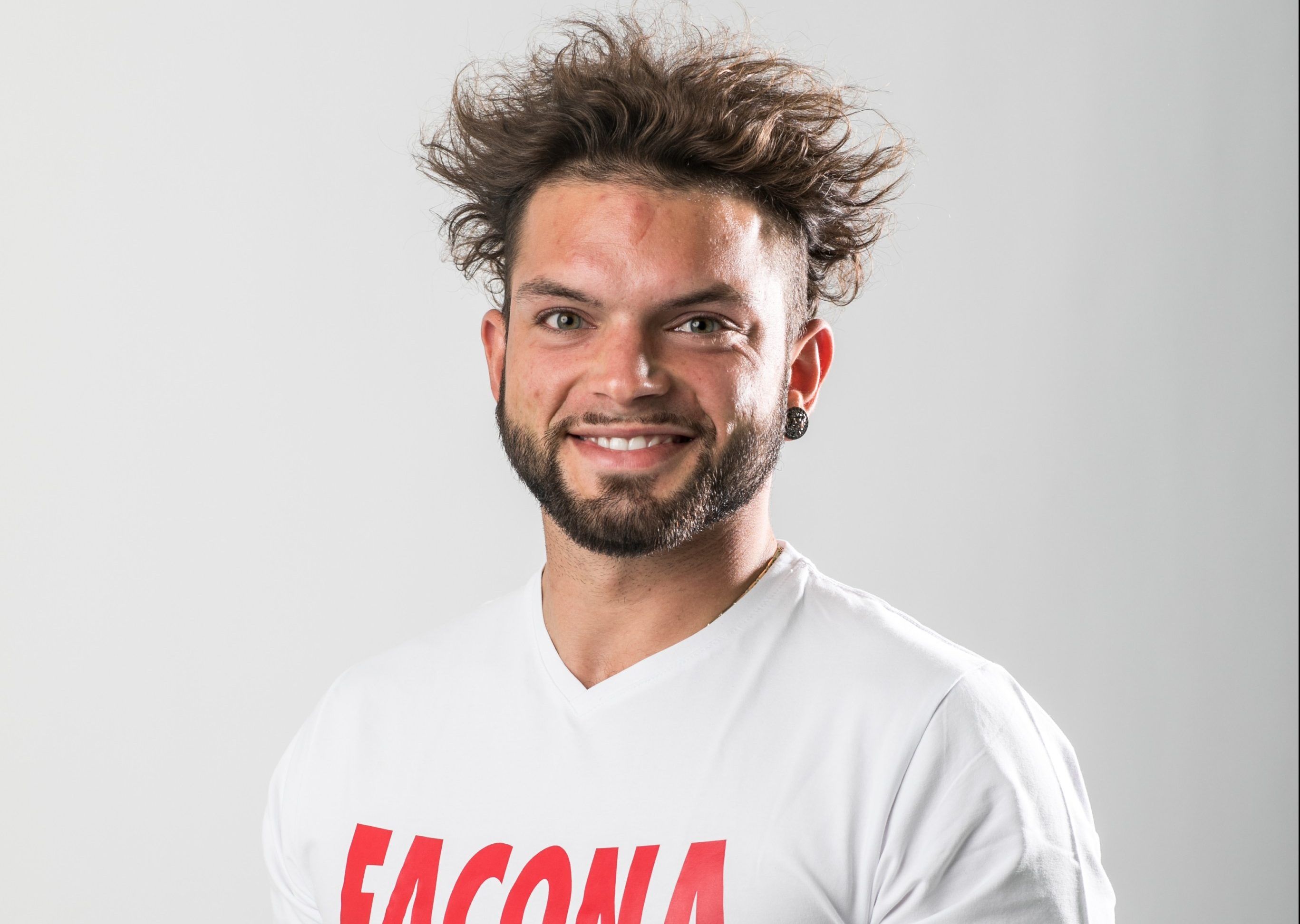 Giuliano geht mit Startnummer 4 ins Rennen. Giuliano geht mit Startnummer 4 ins Rennen.