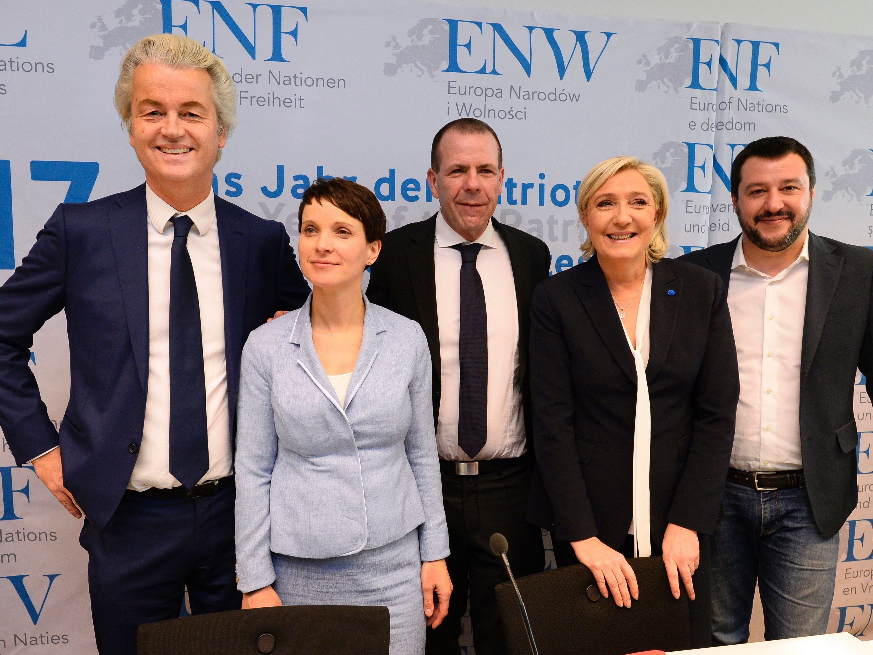 "Ich kenne ihre untadelige politische Linie".