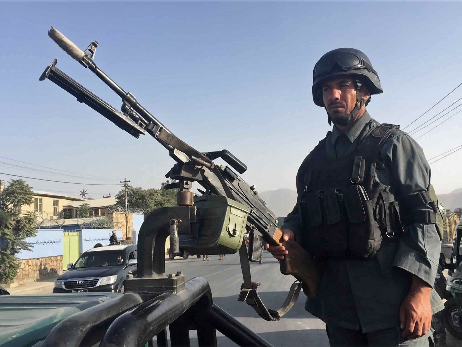 Afghanische Sicherheitskräfte am Anschlagsort.