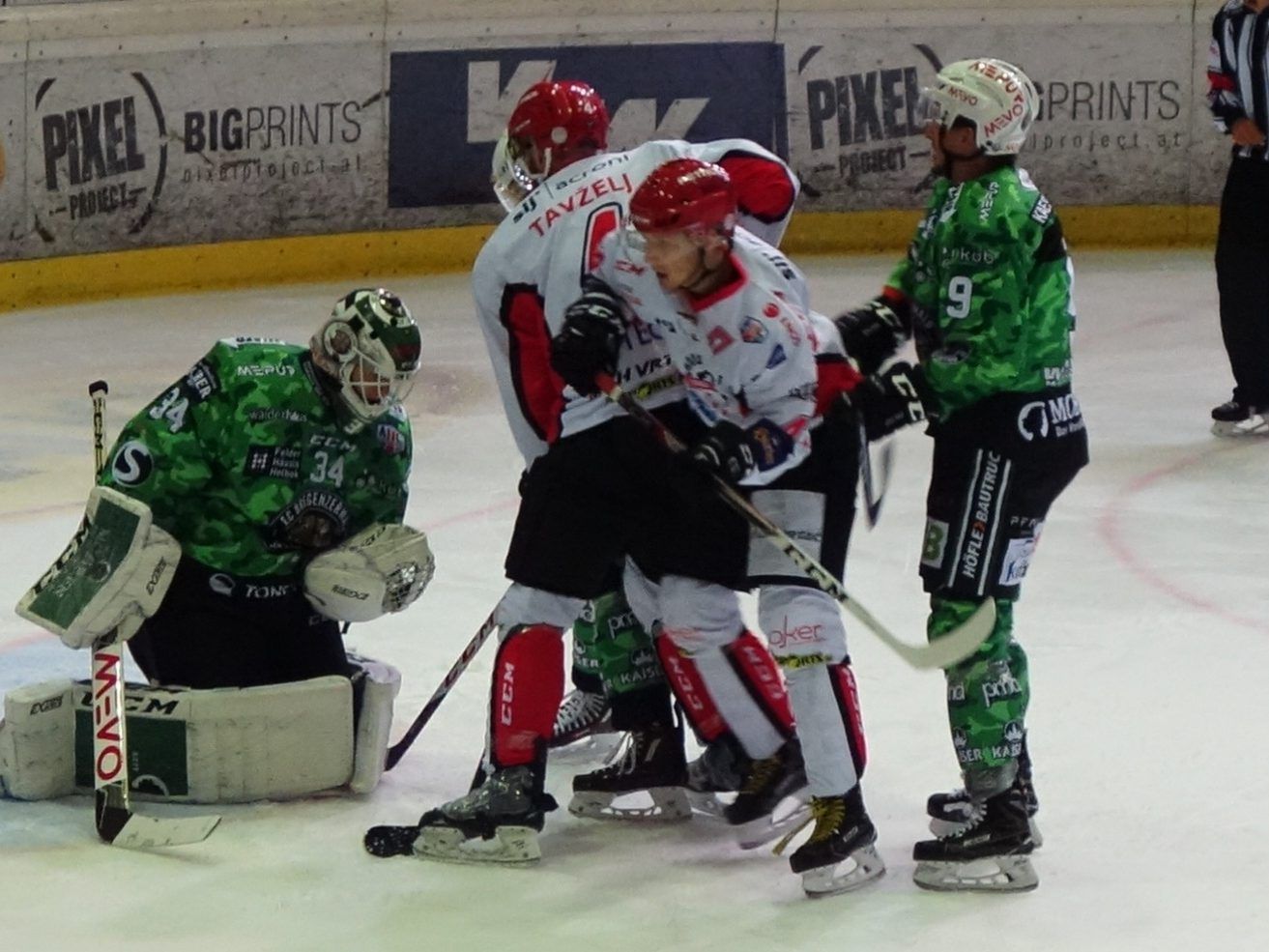 Wald-Keeper Misa Pietilä schaffte gegen den KAC sein erstes "Shut-Out".