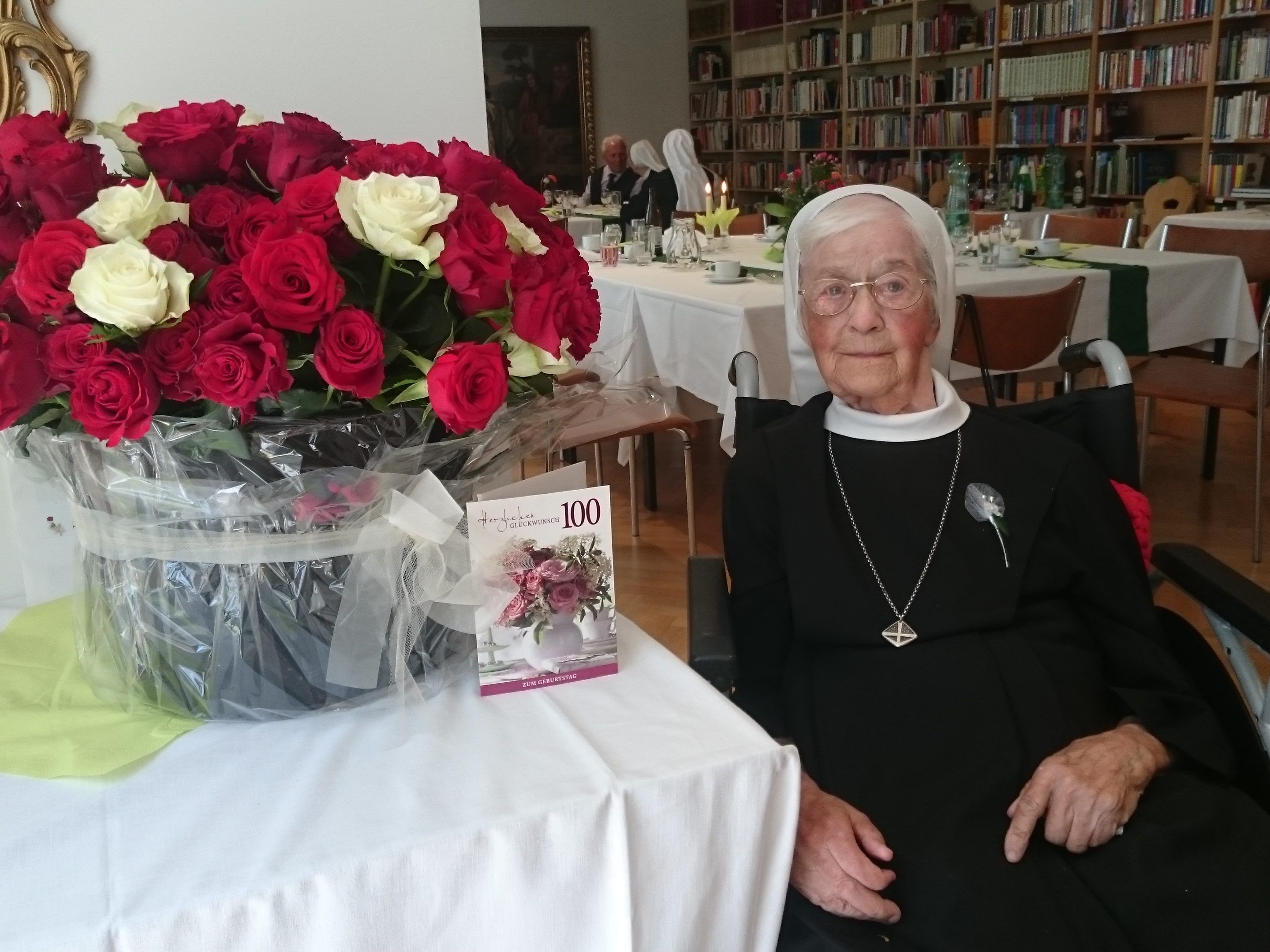 Schwester Maria Theodora Kathan wurde 100 Jahre alt und feierte 80-jähriges Professjubiläum. Schwester Maria Theodora Kathan wurde 100 Jahre alt und feierte 80-jähriges Professjubiläum.