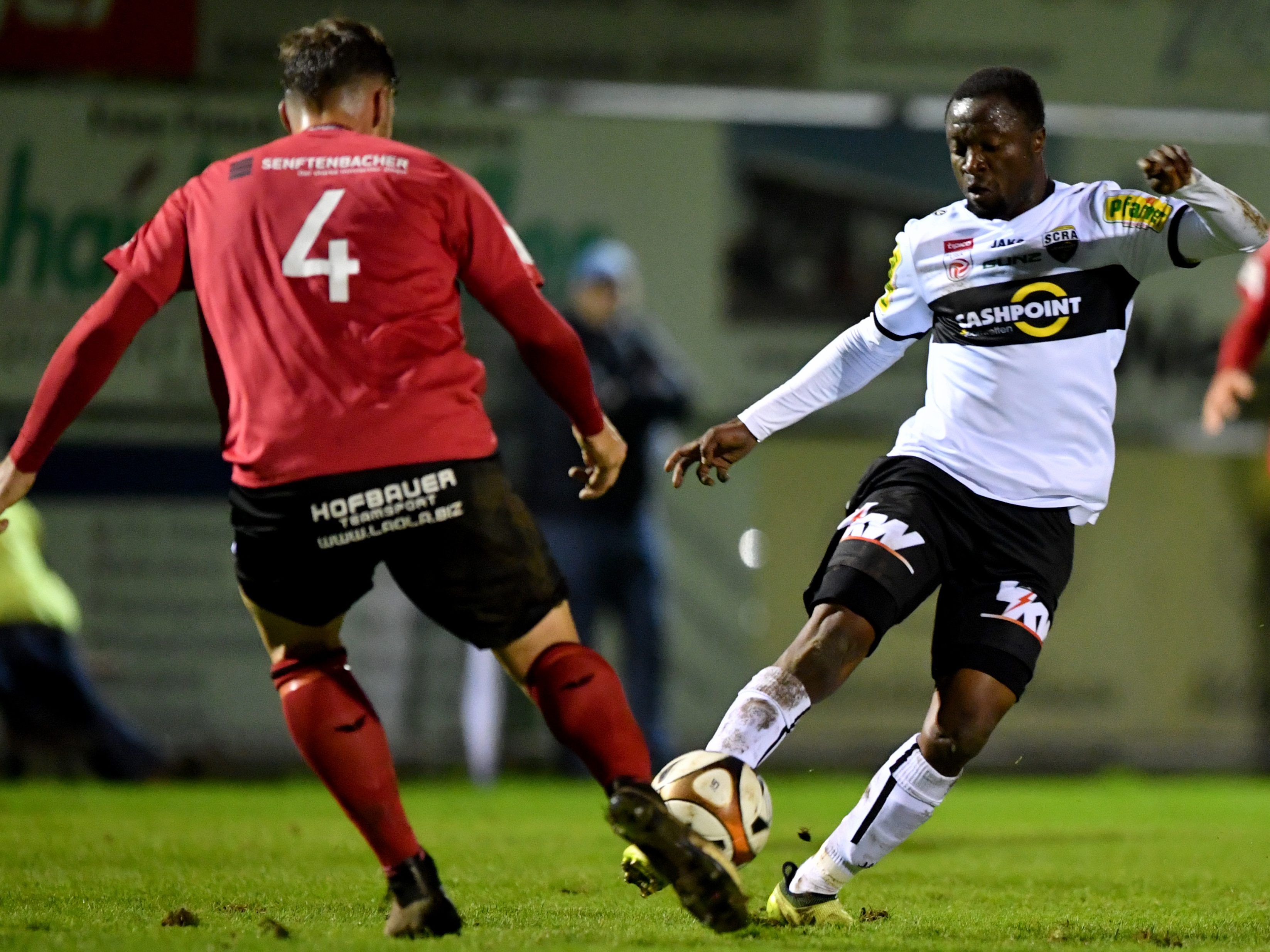 Üble rassistische Beleidigungen gegen Altach-Kicker Tekpetey. Üble rassistische Beleidigungen gegen Altach-Kicker Tekpetey.