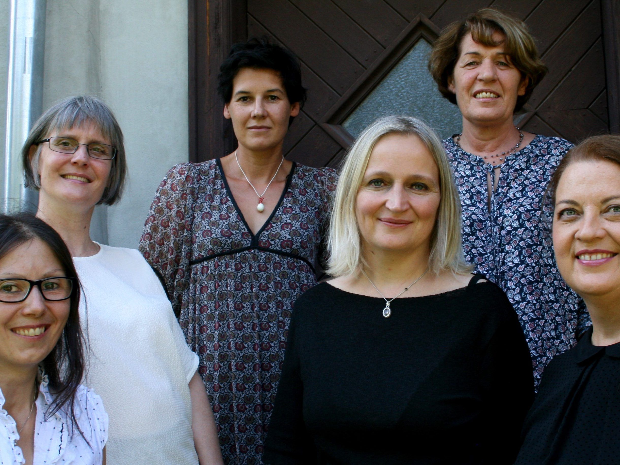 Eine Autorinnengruppe der Frauenschreibwerkstatt liest in Göfis und Götzis.