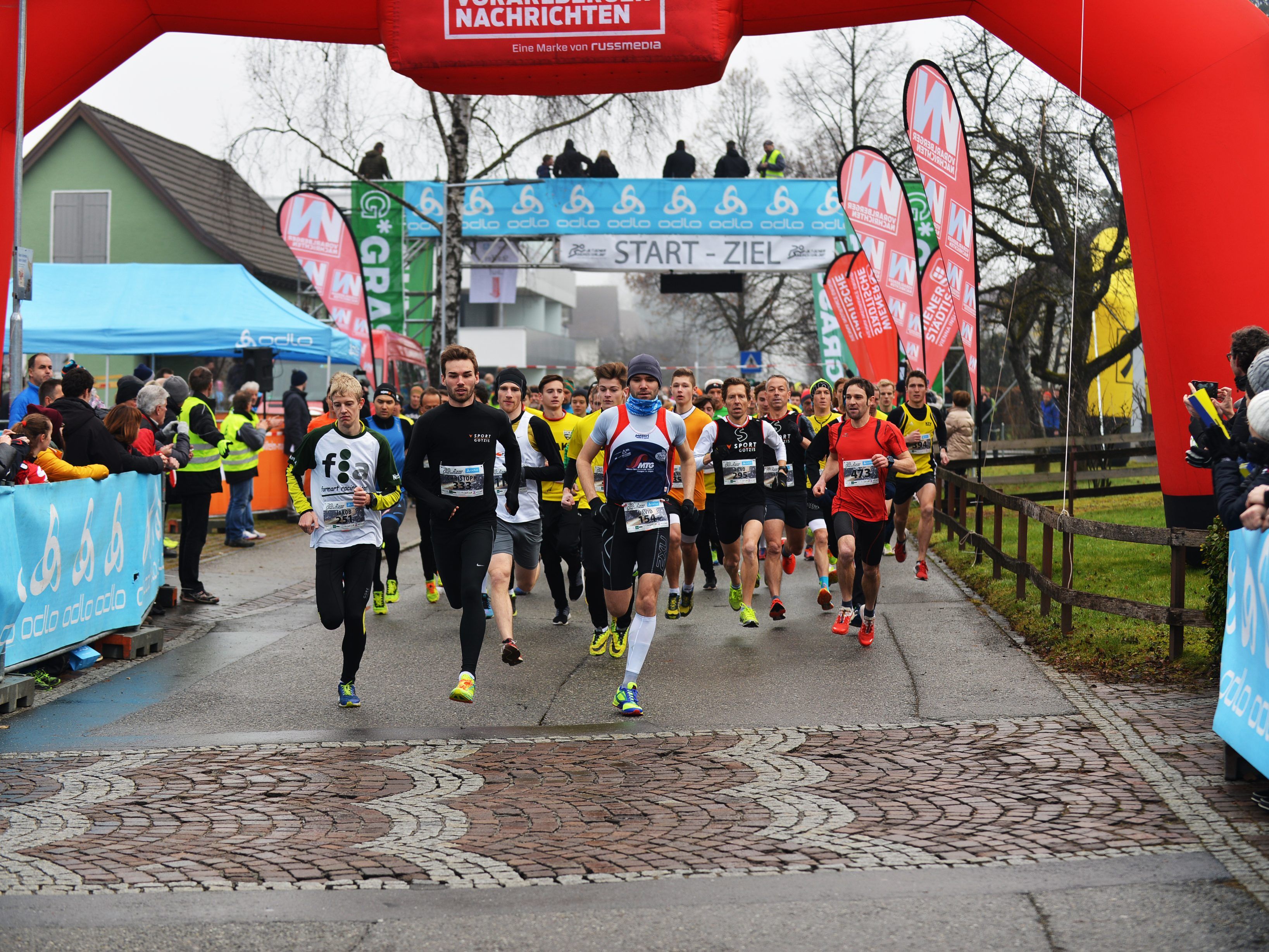 Am 9. Oktober startet die Vorbereitung zum 20. Altacher Silvesterlauf mit dem "Lauftreff" Am 9. Oktober startet die Vorbereitung zum 20. Altacher Silvesterlauf mit dem "Lauftreff"