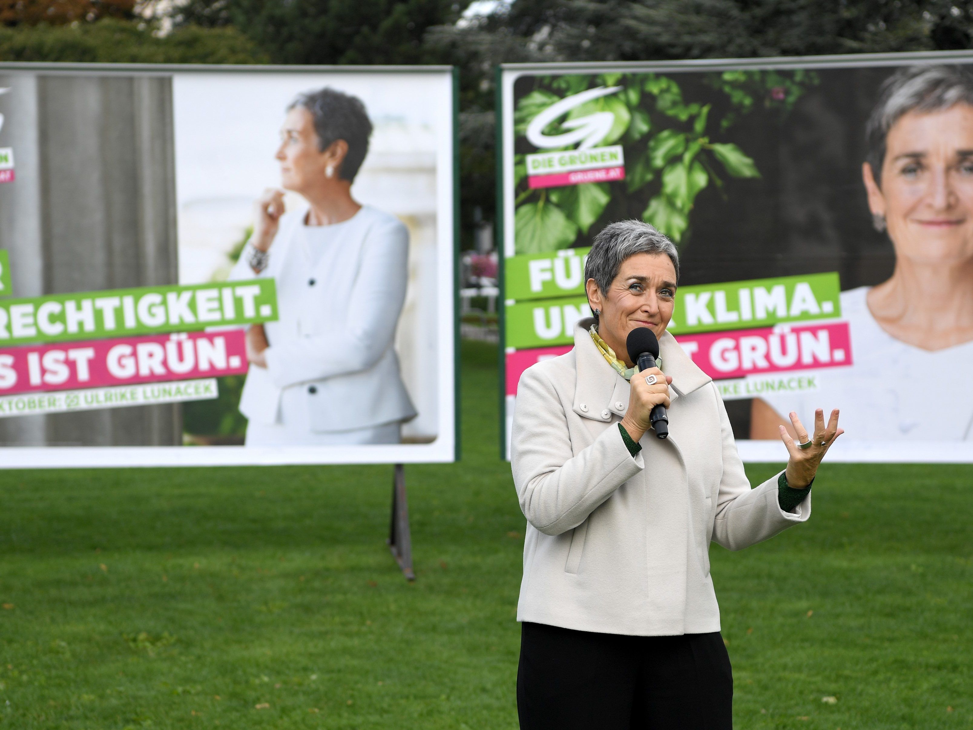 VOL.AT übertragt live die PK der Grünen zum Umwelt-Programm.