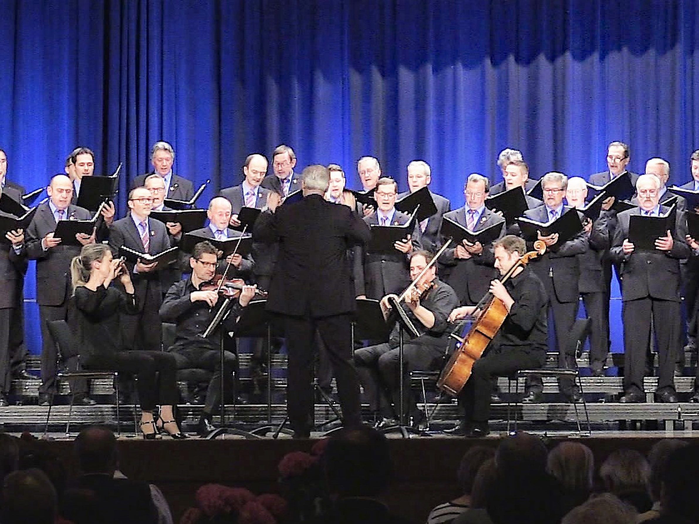 Beim Konzert „Reine Männersache 2.0“ zeigte der Männerchor Lauterach sein ganzes Können. Beim Konzert „Reine Männersache 2.0“ zeigte der Männerchor Lauterach sein ganzes Können.