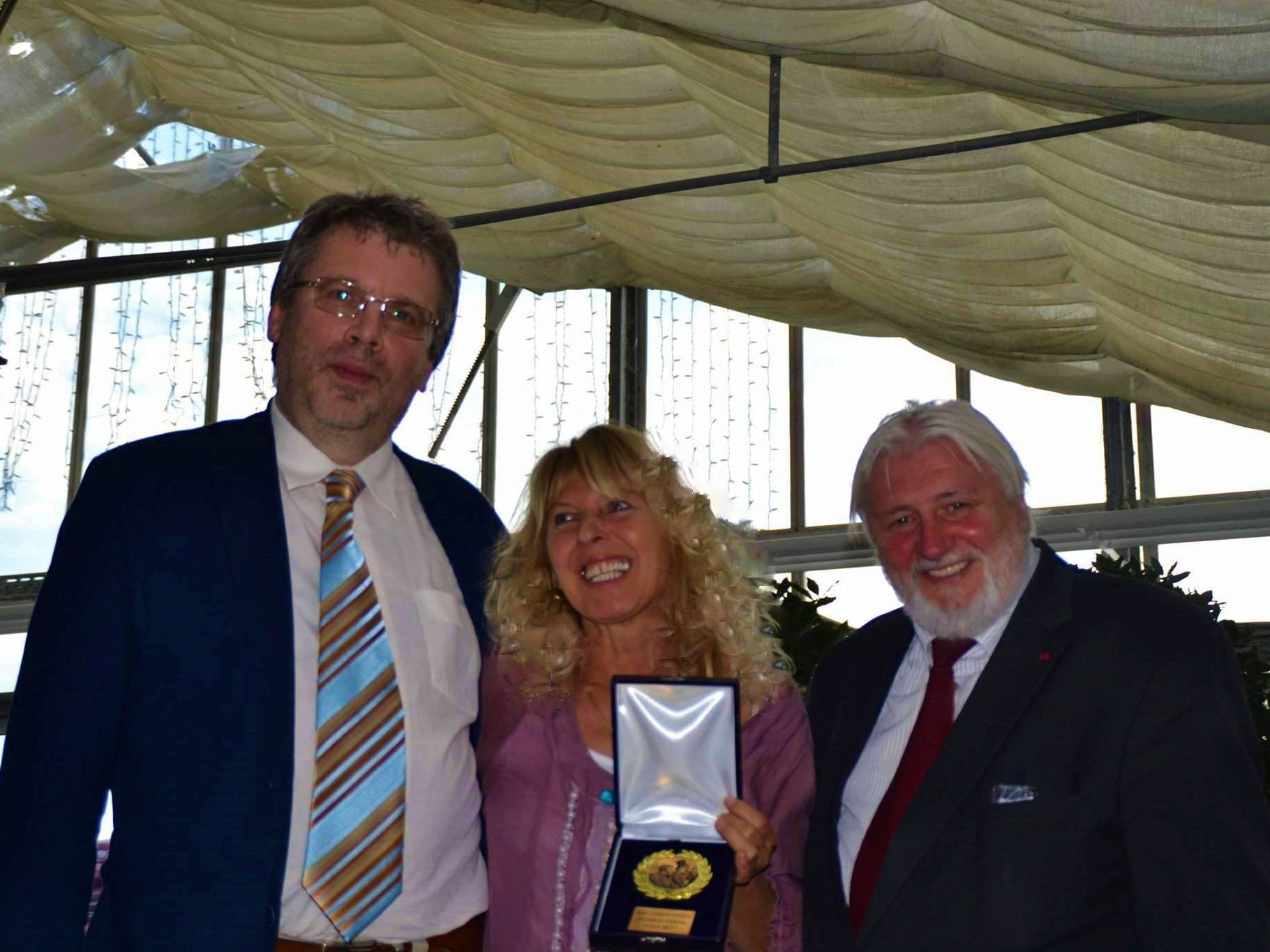 Alexander Leitner, Karin Walser und Regisseur Reinhard Auer.
