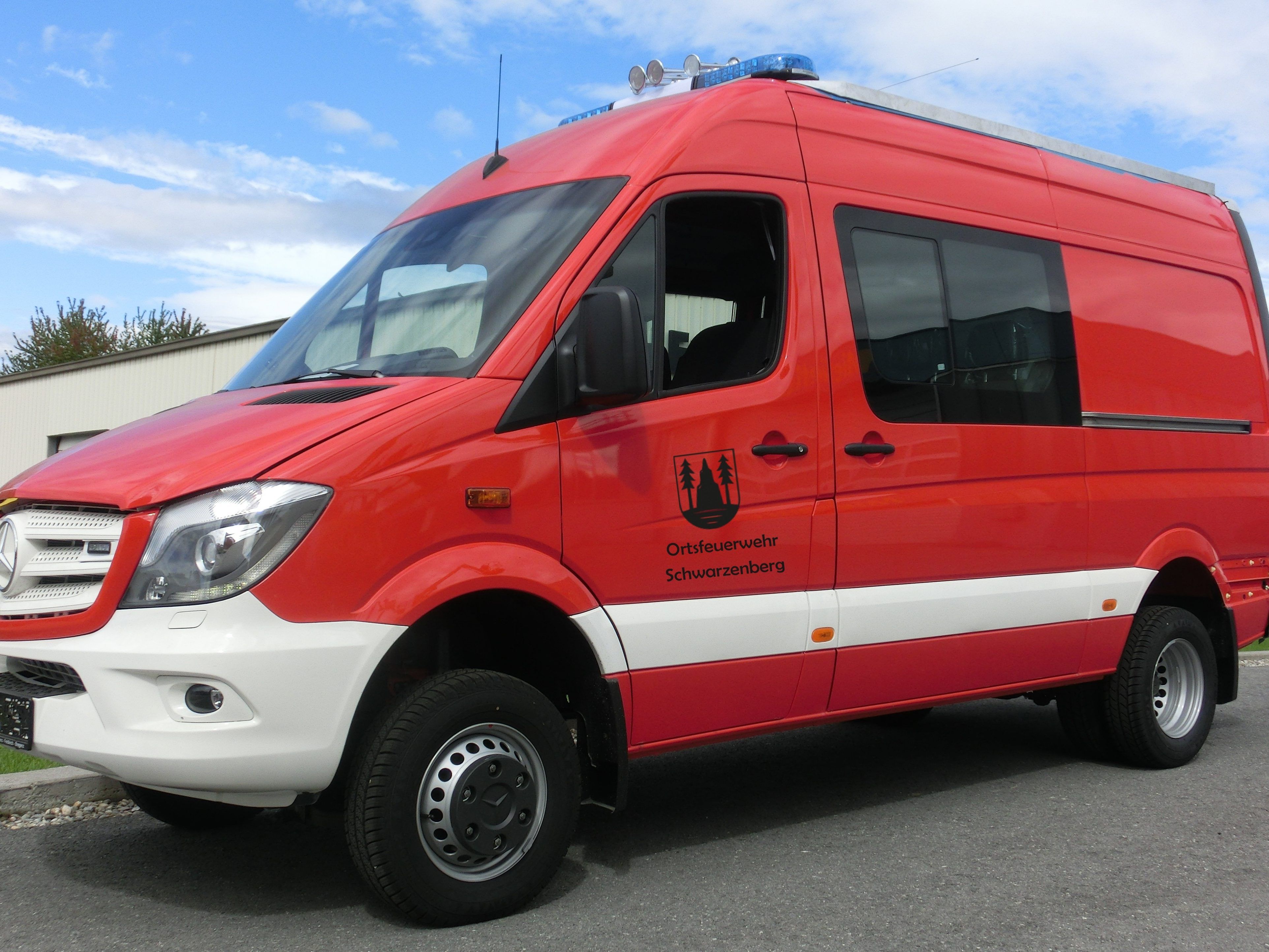 Neues Feuerwehrfahrzeug für Schwarzenberg Neues Feuerwehrfahrzeug für Schwarzenberg