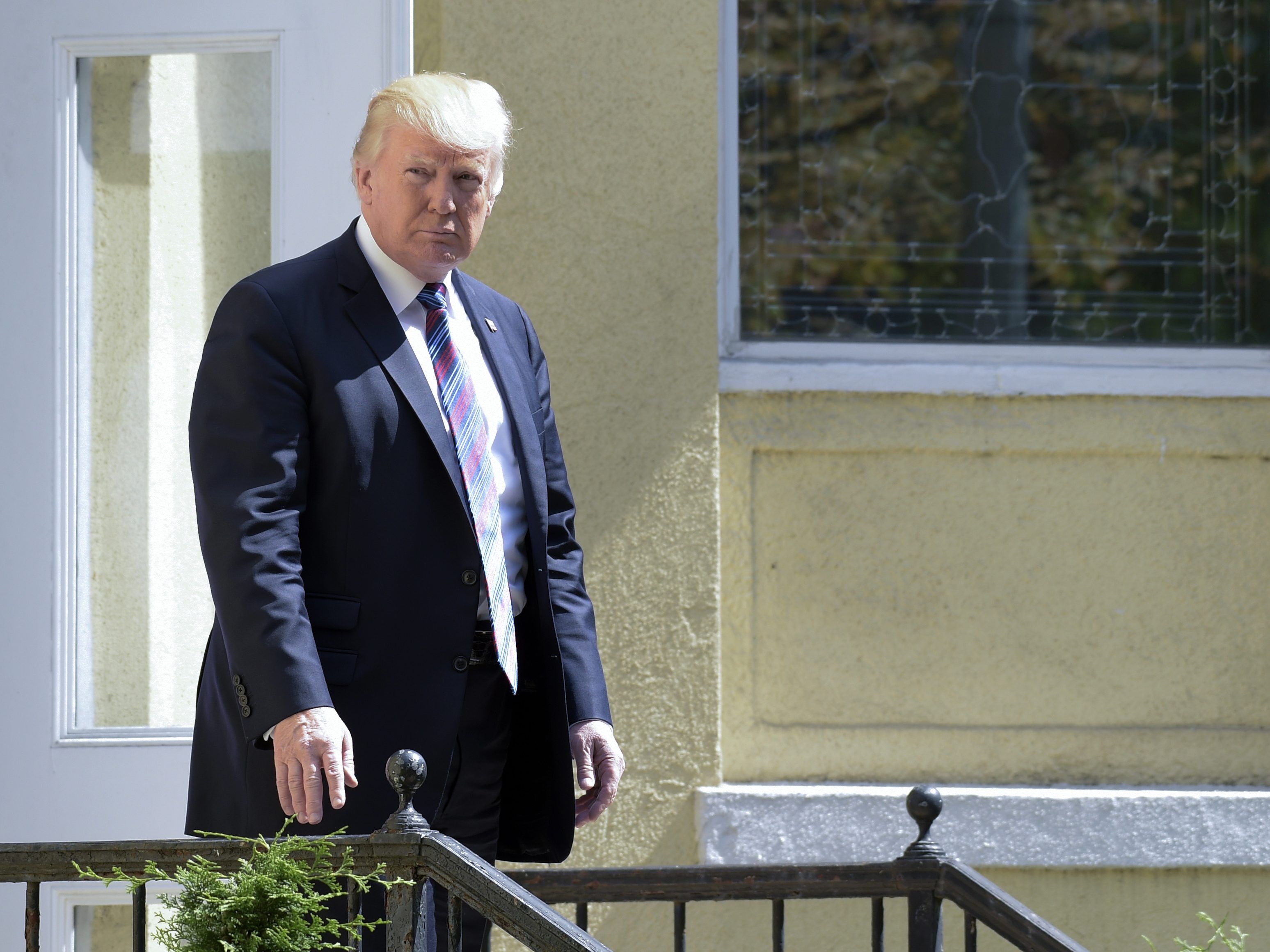 Trump will den Kongress entscheiden lassen. Trump will den Kongress entscheiden lassen.