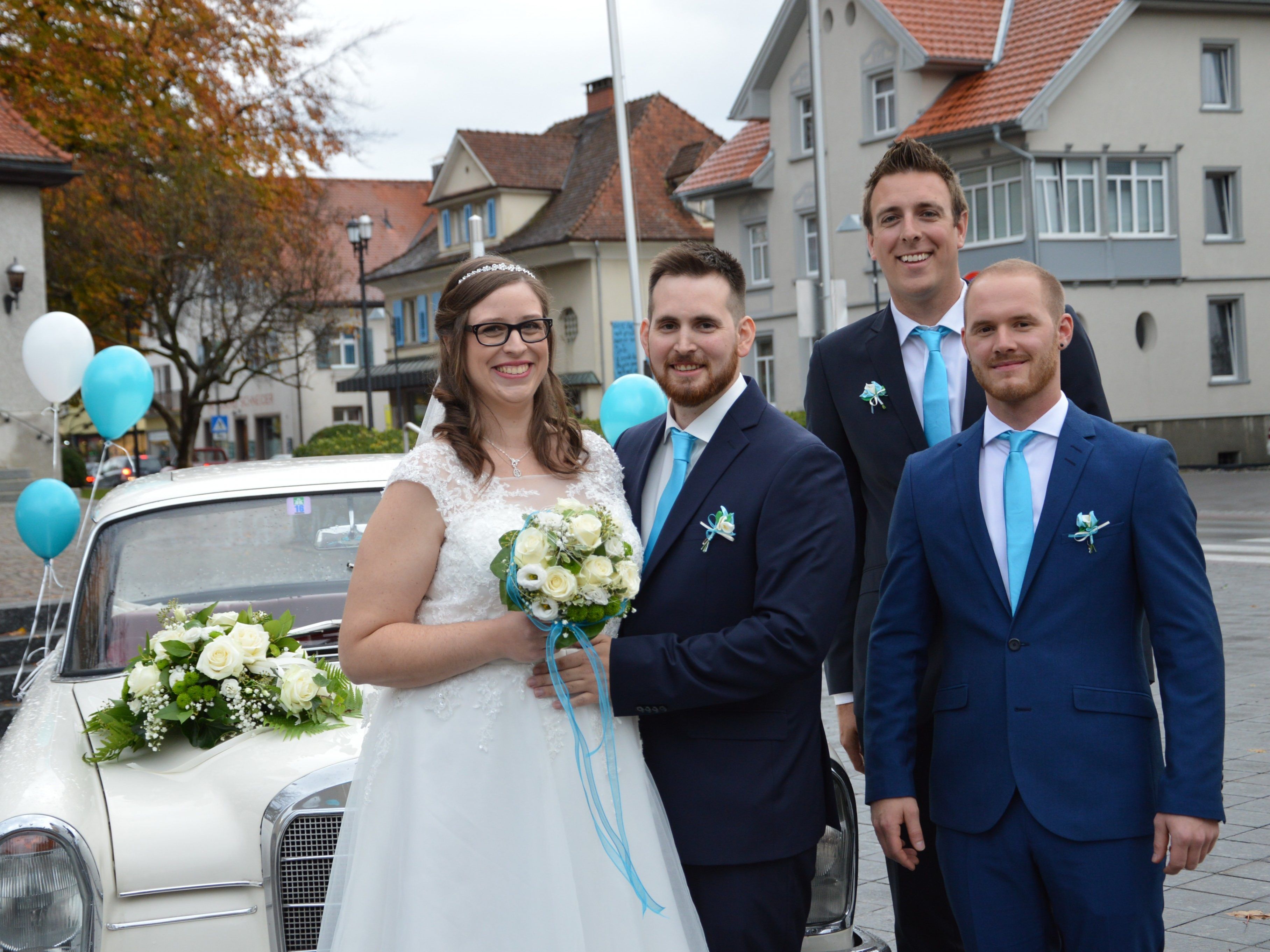 Corina Kampl und Stefan Sinn haben geheiratet. Corina Kampl und Stefan Sinn haben geheiratet.