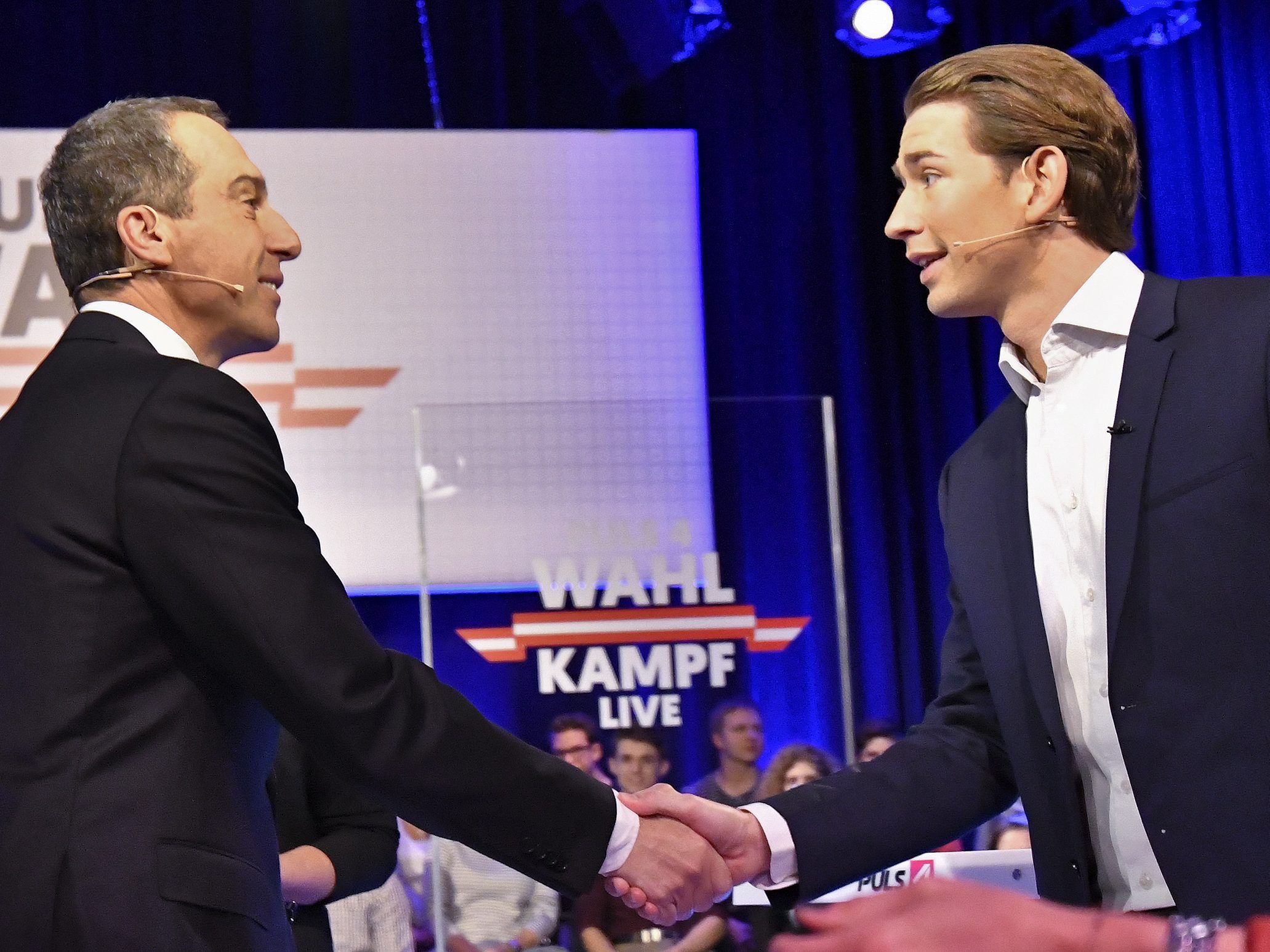 Christian Kern und Sebastian Kurz schenkten sich beim TV-Duell nichts. Christian Kern und Sebastian Kurz schenkten sich beim TV-Duell nichts.