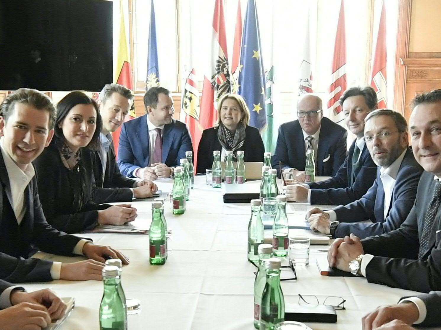 Am Montag machten ÖVP und FPÖ einen Kassasturz. Am Montag machten ÖVP und FPÖ einen Kassasturz.