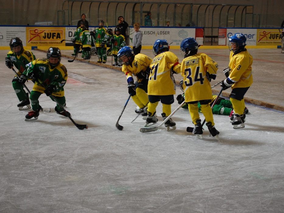 Beim 14. Internationalen Mini-Eishockeyturnier trafen sich rund 350 Kinder aus vier  Nationen.