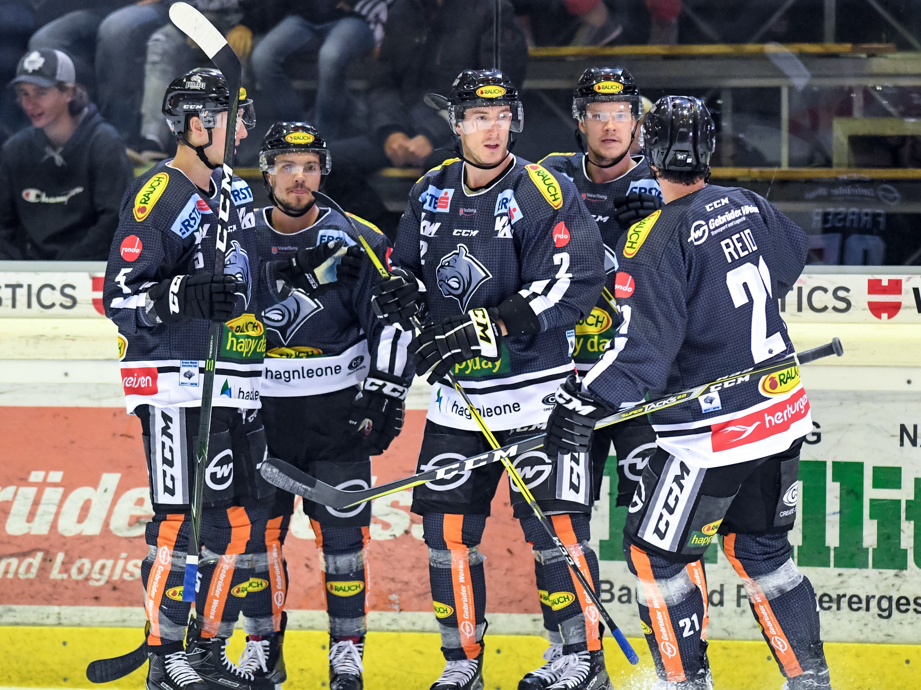Die Bulldogs jubelten auch gegen Salzburg über einen vollen Erfolg. Die Bulldogs jubelten auch gegen Salzburg über einen vollen Erfolg.