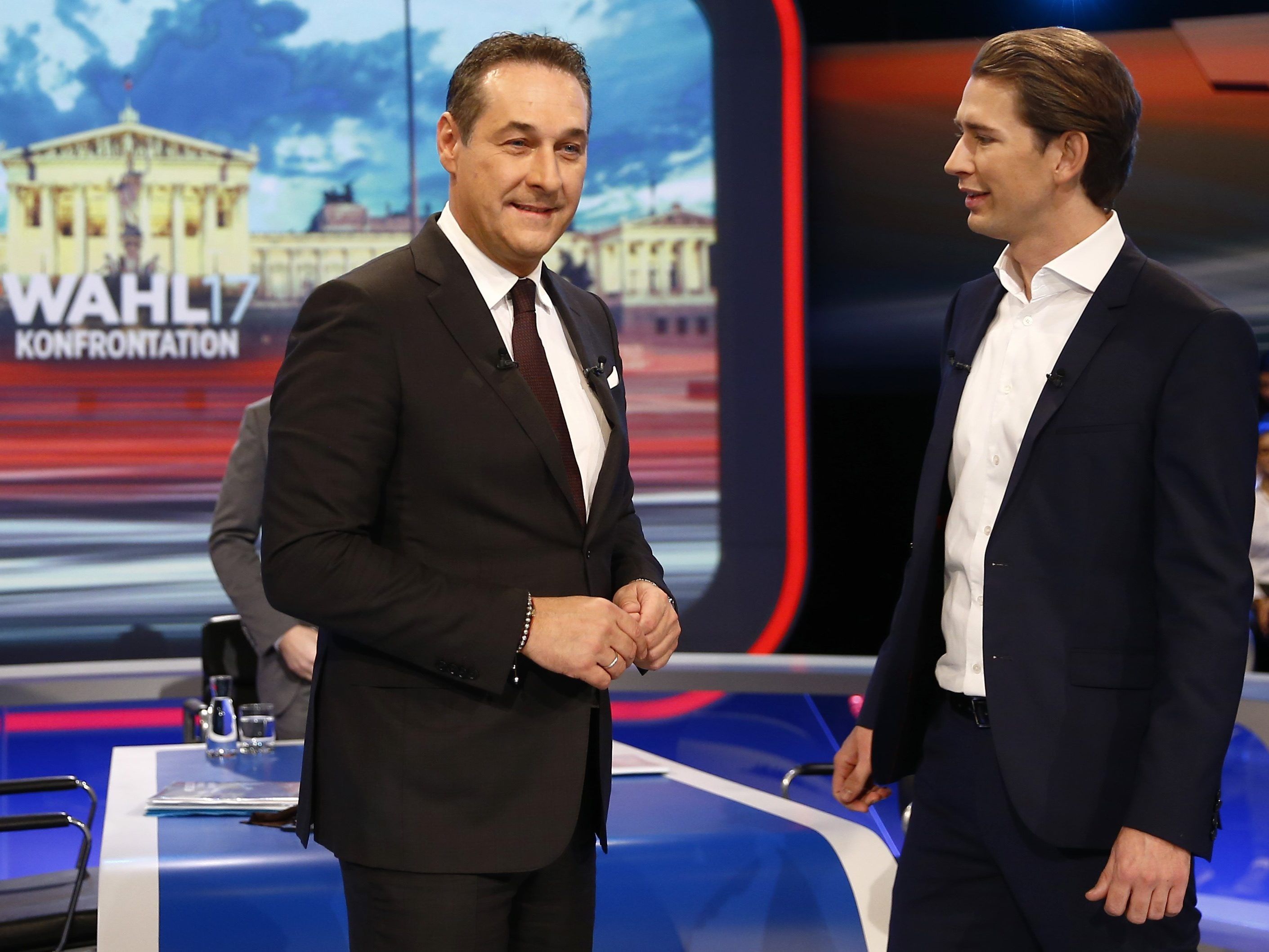 Kurz trifft sich heute zum Gespräch mit Strache. Kurz trifft sich heute zum Gespräch mit Strache.