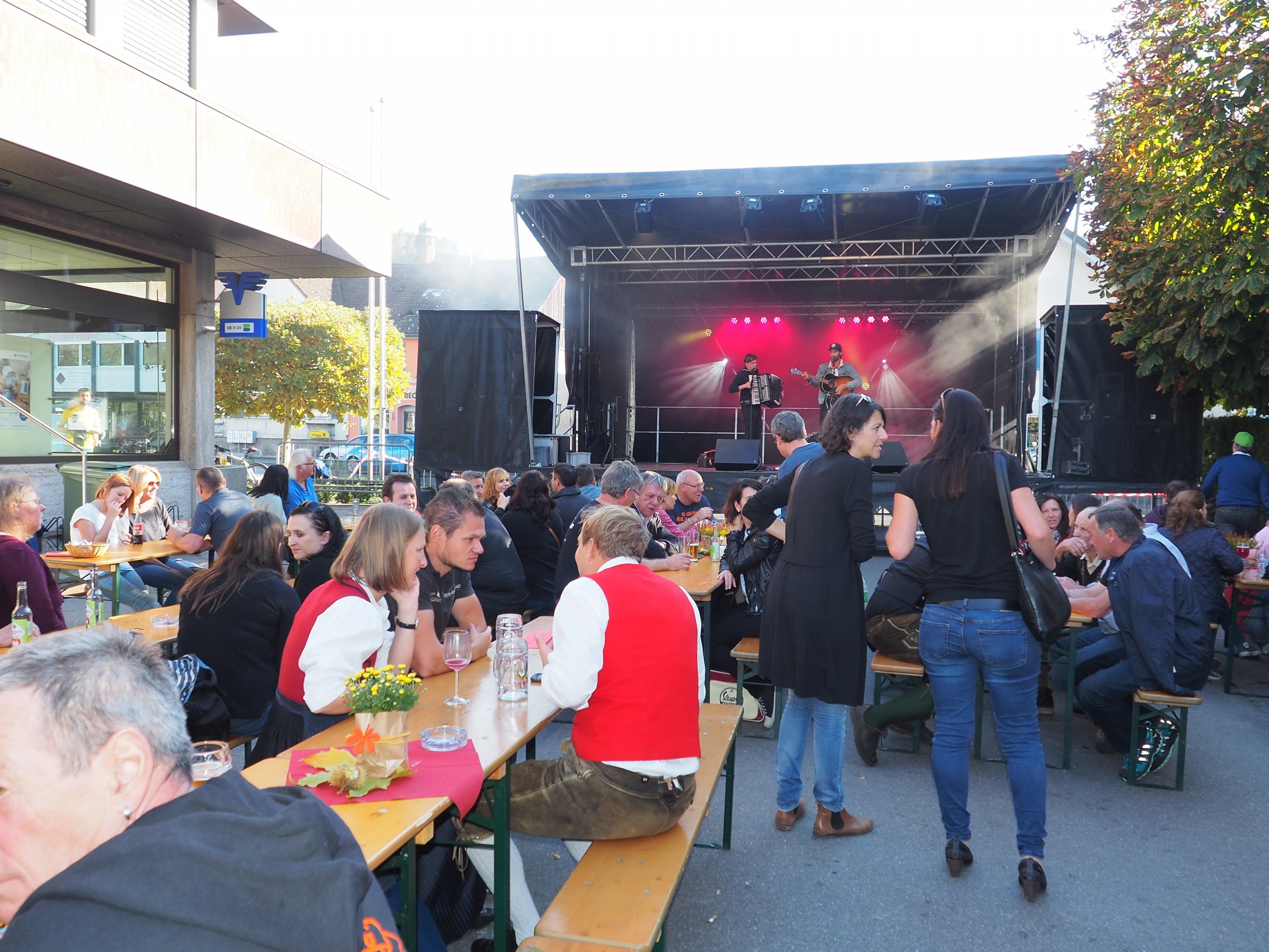 Große Bühne am Rankweiler Hof mit Stars von Krauthobel und mehr Große Bühne am Rankweiler Hof mit Stars von Krauthobel und mehr