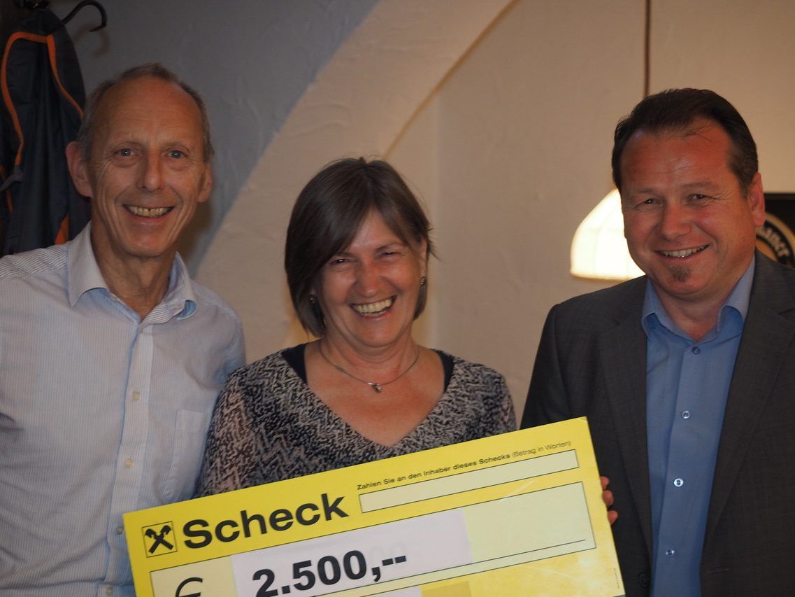 Ein Betrag von 2.500 Euro konnte an den KPV-Thüringen übergeben werden Ein Betrag von 2.500 Euro konnte an den KPV-Thüringen übergeben werden