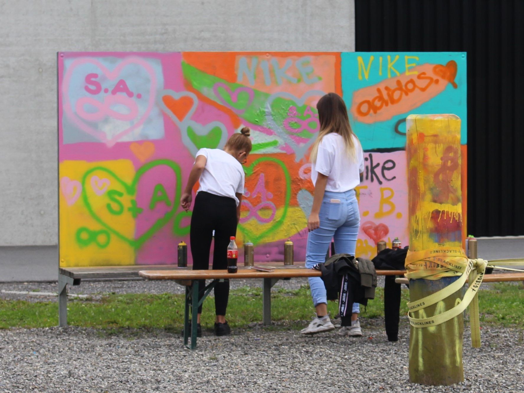 Sprayen, gratis Eis und Spielespaß war angesagt Sprayen, gratis Eis und Spielespaß war angesagt
