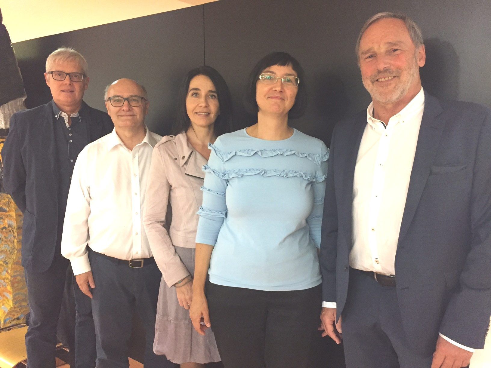 (vlnr) Dir-Stv Mag. Werner Wetzel, Dr. Harald Fessler, Sarah Zanoni, lic. phil., Dr. Elena Schramm, Dir. Mag. Klemens Voit (vlnr) Dir-Stv Mag. Werner Wetzel, Dr. Harald Fessler, Sarah Zanoni, lic. phil., Dr. Elena Schramm, Dir. Mag. Klemens Voit