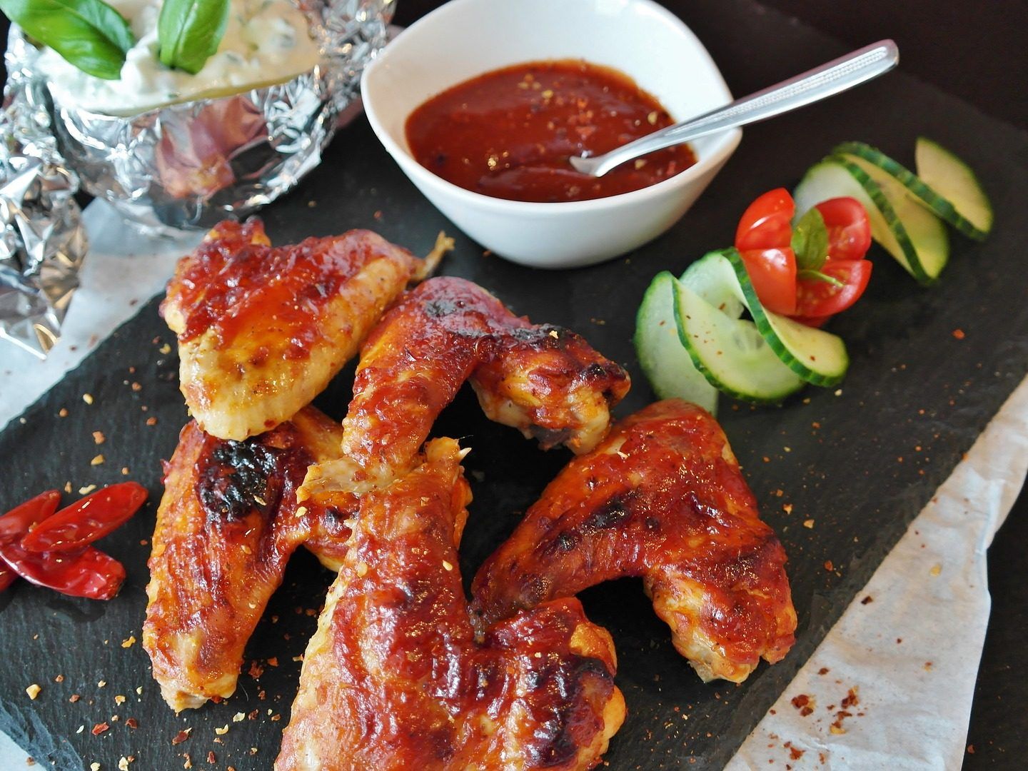 Die neuste Latte-Kreation ist etwas ausgefallen: Buffalo Sauce. Die neuste Latte-Kreation ist etwas ausgefallen: Buffalo Sauce.