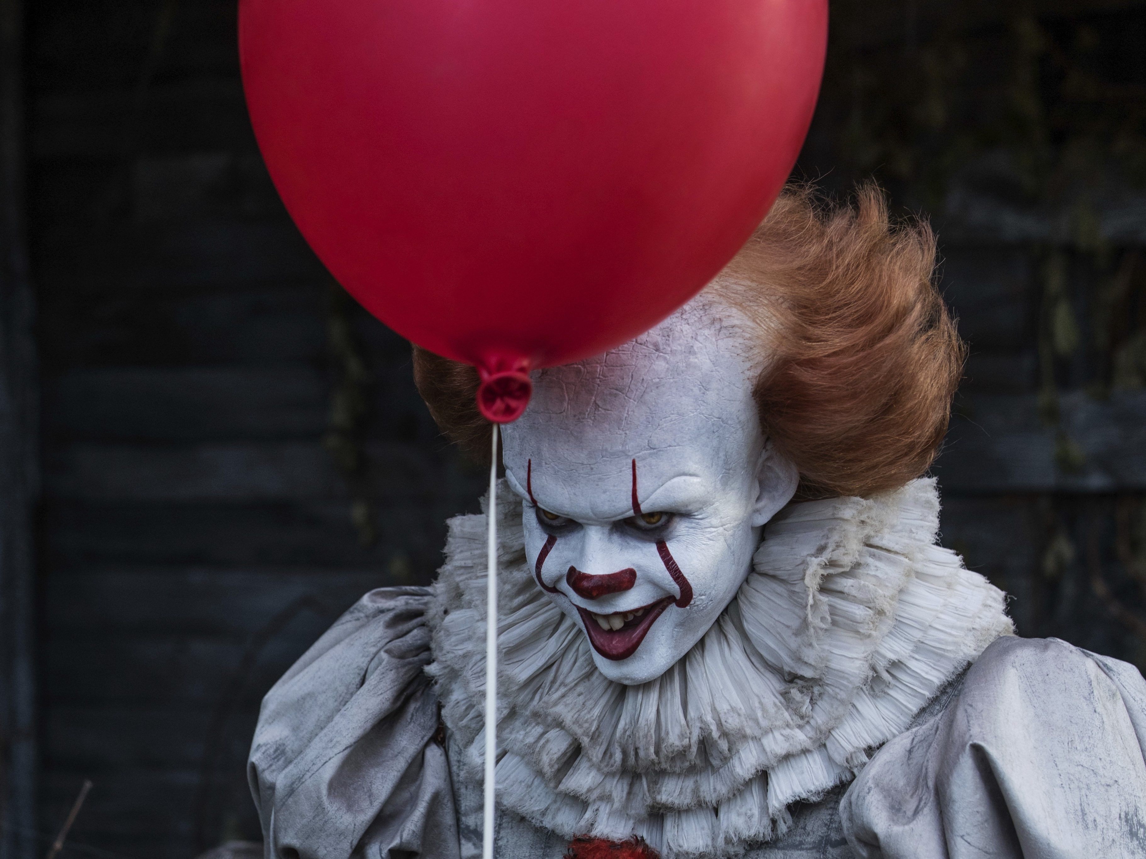 Pennywise ähnelt Ronald MCDonald? Burger King will den Film "Es" verbieten lassen. Pennywise ähnelt Ronald MCDonald? Burger King will den Film "Es" verbieten lassen.