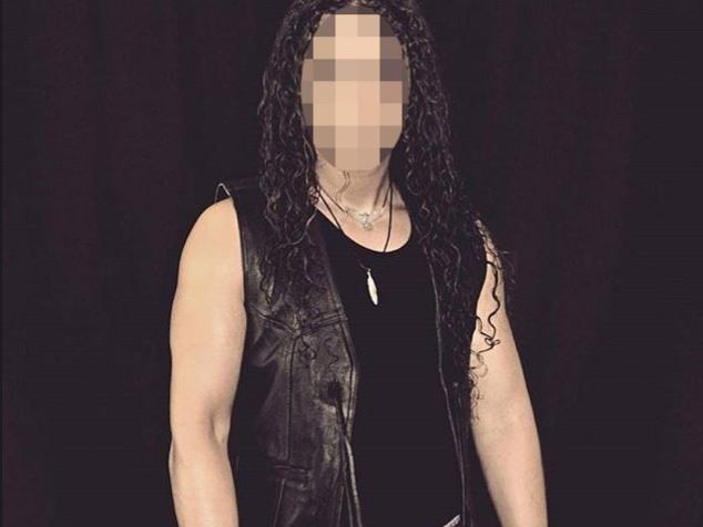 Der 28-jährige Hichem S. soll seinen Bruder erstochen haben. Der 28-jährige Hichem S. soll seinen Bruder erstochen haben.