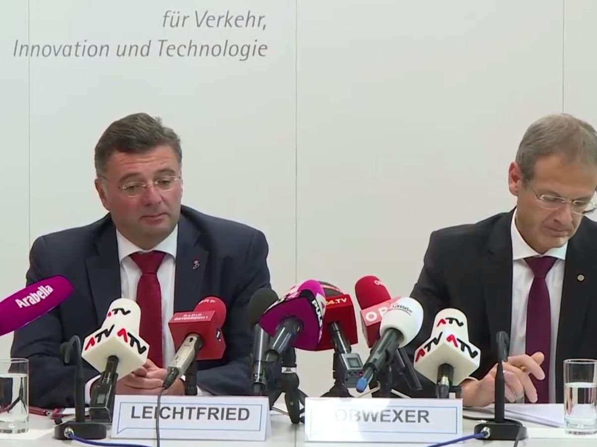Die Entscheidung steht: Österreich klagt gegen die Pkw-Maut. Die Entscheidung steht: Österreich klagt gegen die Pkw-Maut.