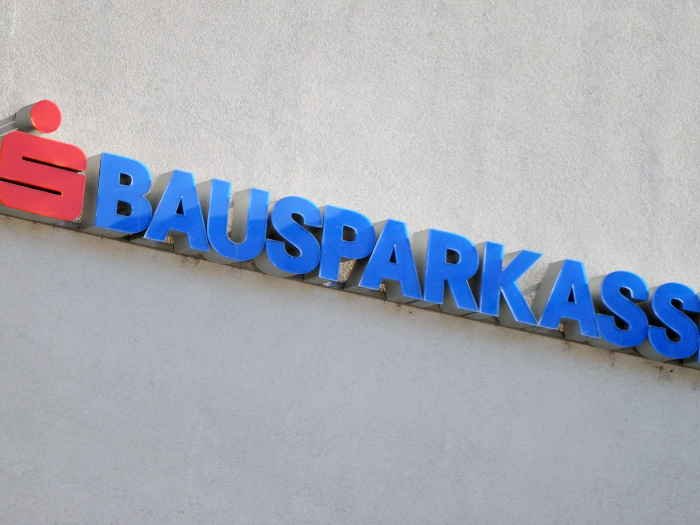 Bei der s Bausparkasse ist ein starker Job-Abbau im Gange. Bei der s Bausparkasse ist ein starker Job-Abbau im Gange.