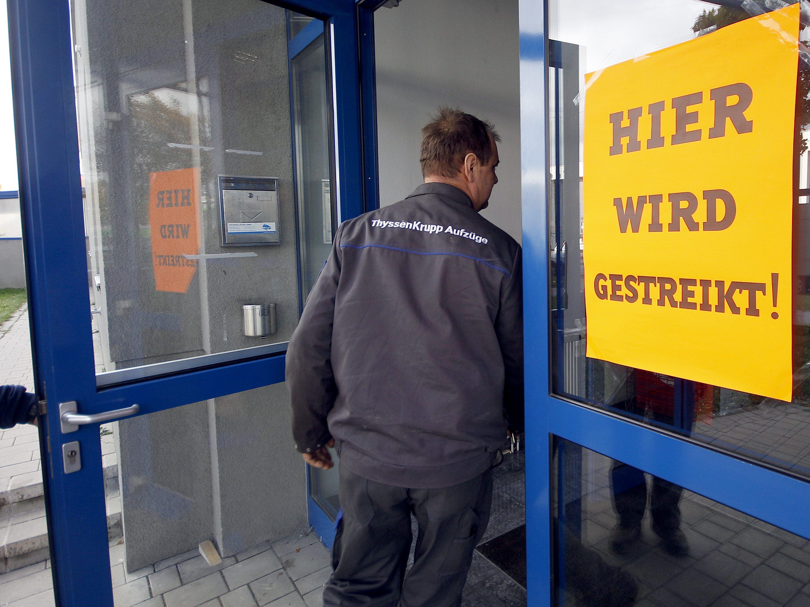 Gewerkschaften: Nächste Woche Kampfmaßnahmen. Gewerkschaften: Nächste Woche Kampfmaßnahmen.