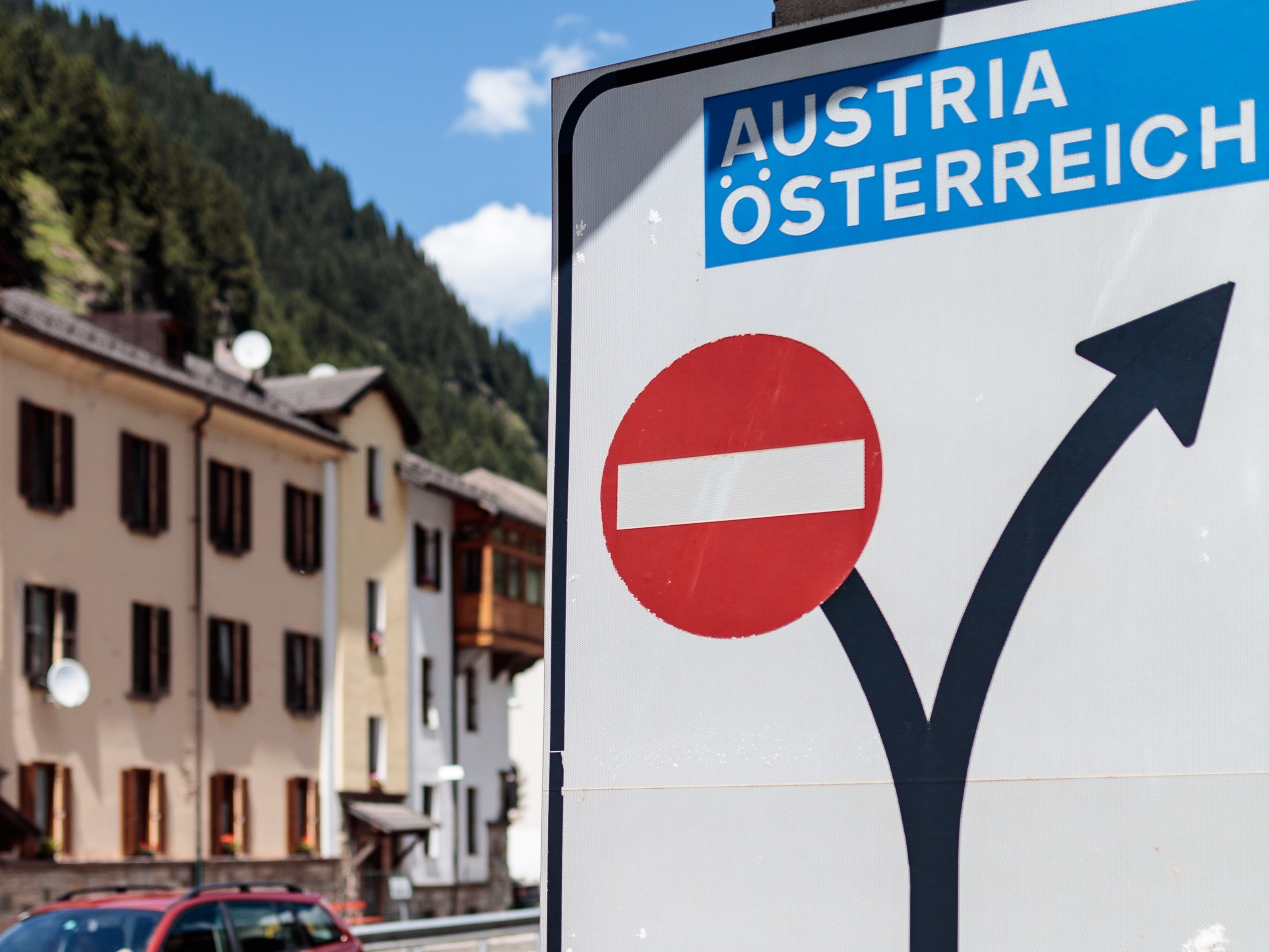 19 südtiroler Abgeordnete appelieren an eine mögliche schwarz-blaue Regierung.