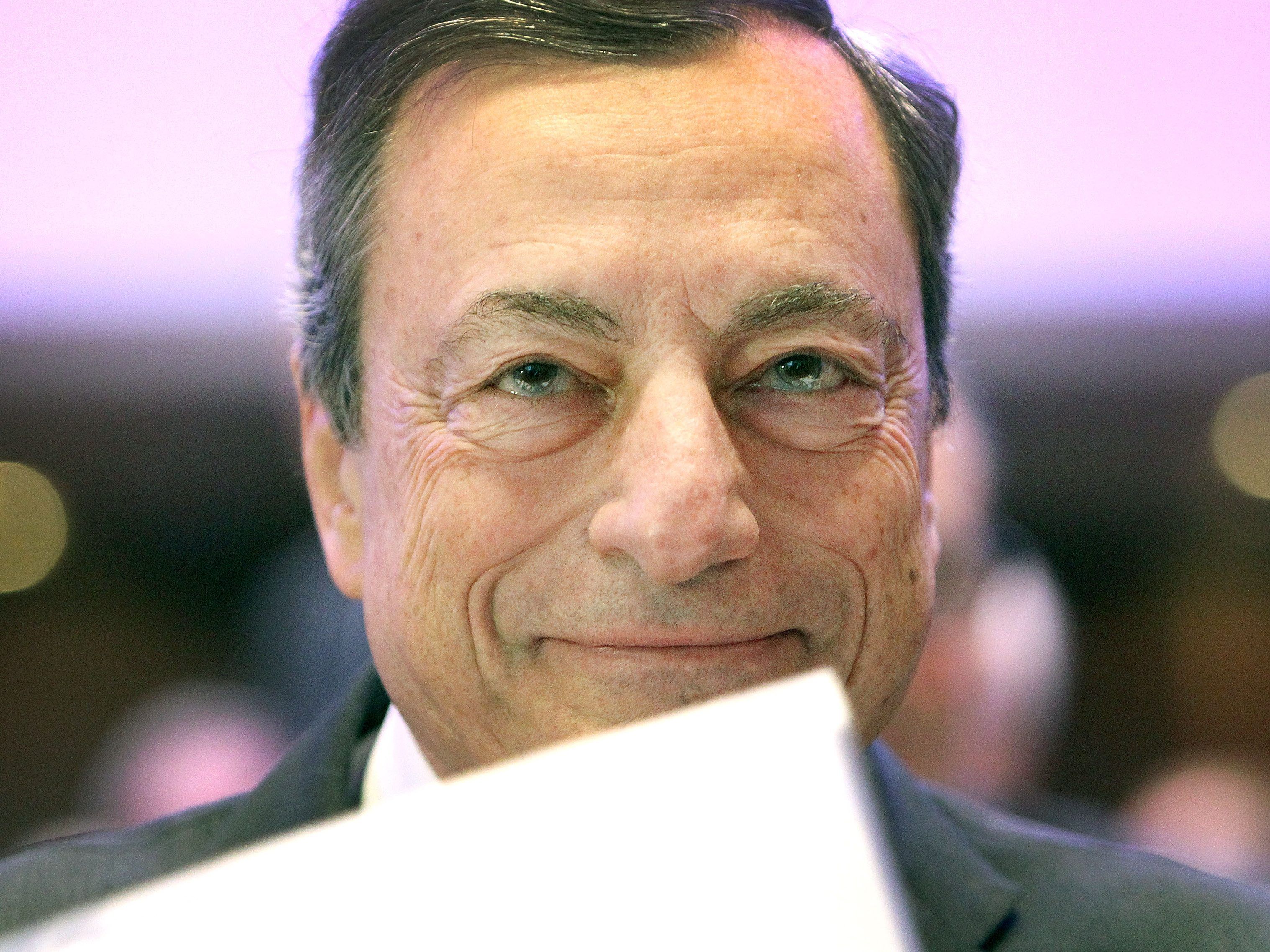 Inflationsdruck weiterhin nur verhalten - Flaute am Arbeitsmarkt noch erheblich.