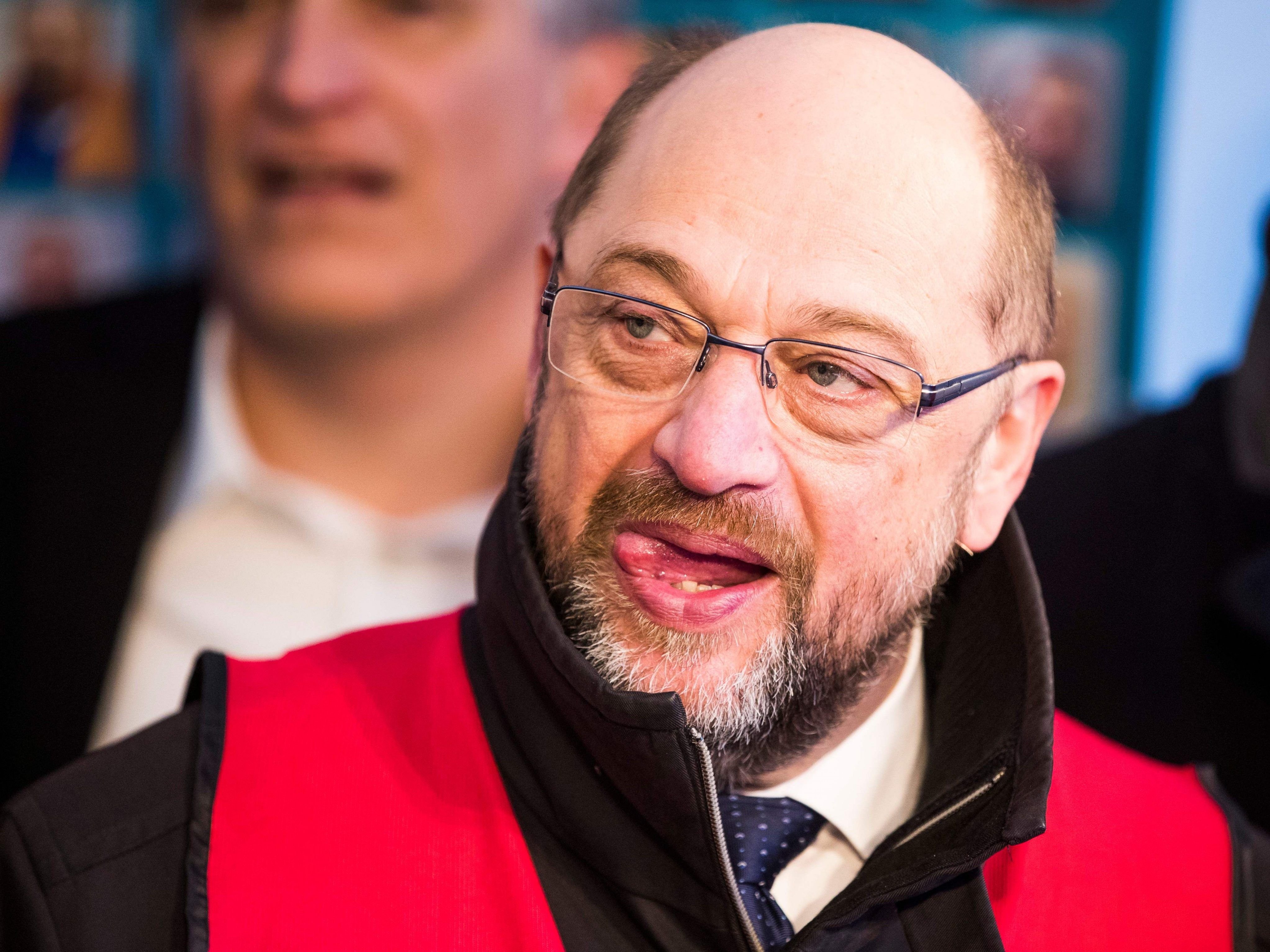 Gespräche zwischen SPD und Union werden erwartet. Gespräche zwischen SPD und Union werden erwartet.