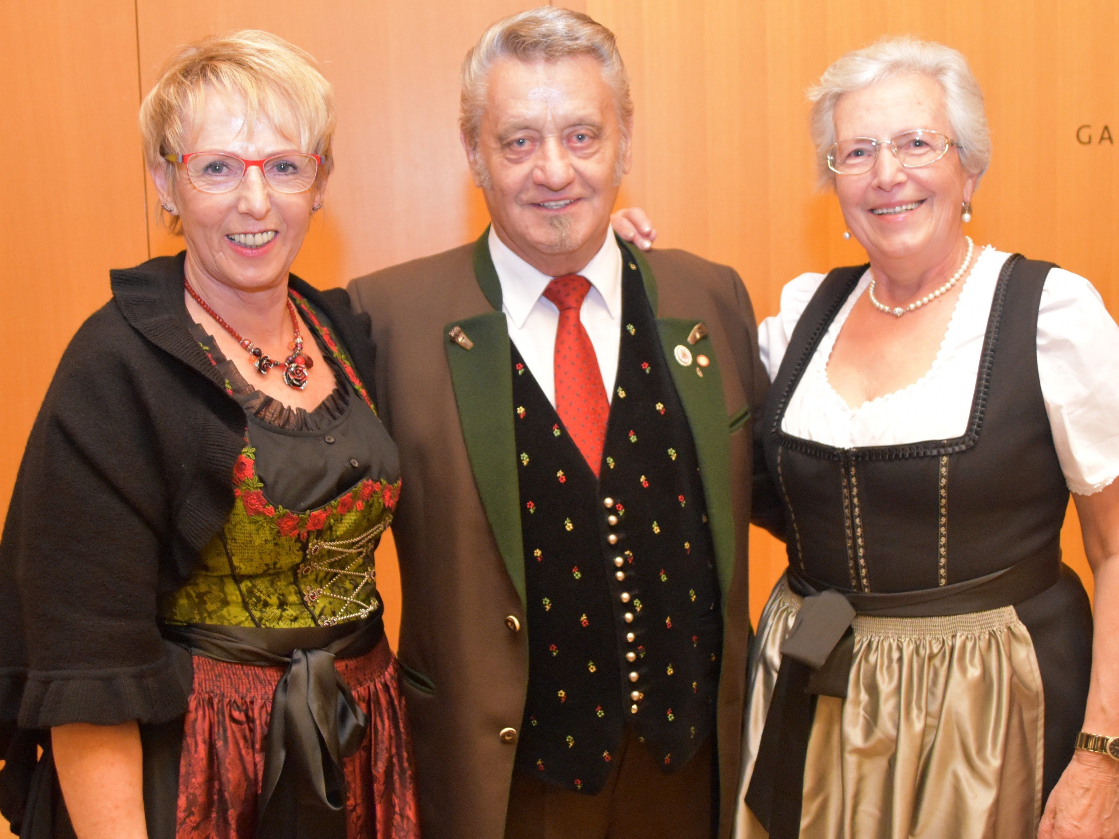 Infriede Nussbaumer, Ernst Lindner und Christine Hernler