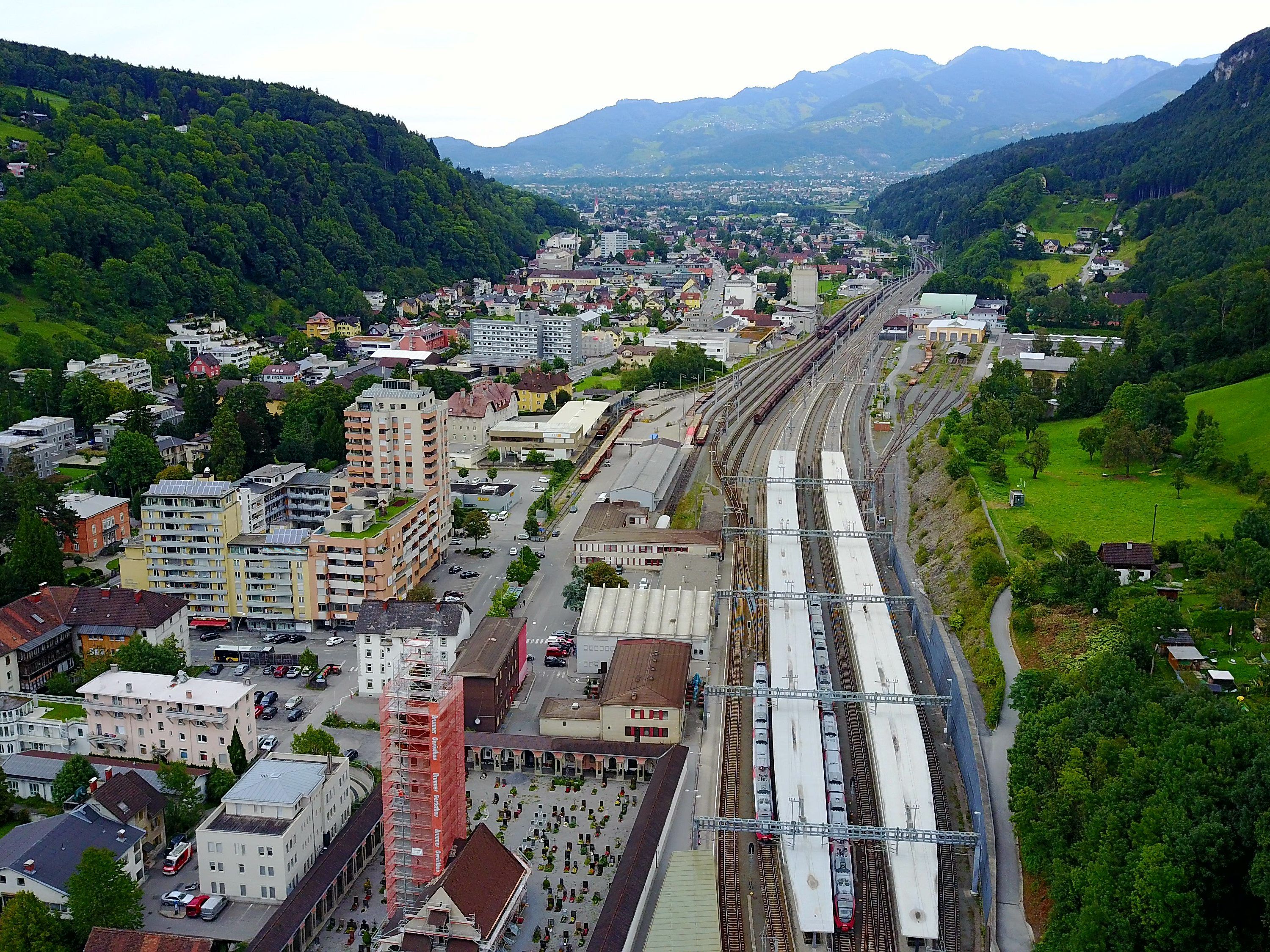 In Zukunftswerkstätten können die Bewohner von Feldkirch ihre Ideen für die Stadtentwicklung diskutieren. In Zukunftswerkstätten können die Bewohner von Feldkirch ihre Ideen für die Stadtentwicklung diskutieren.