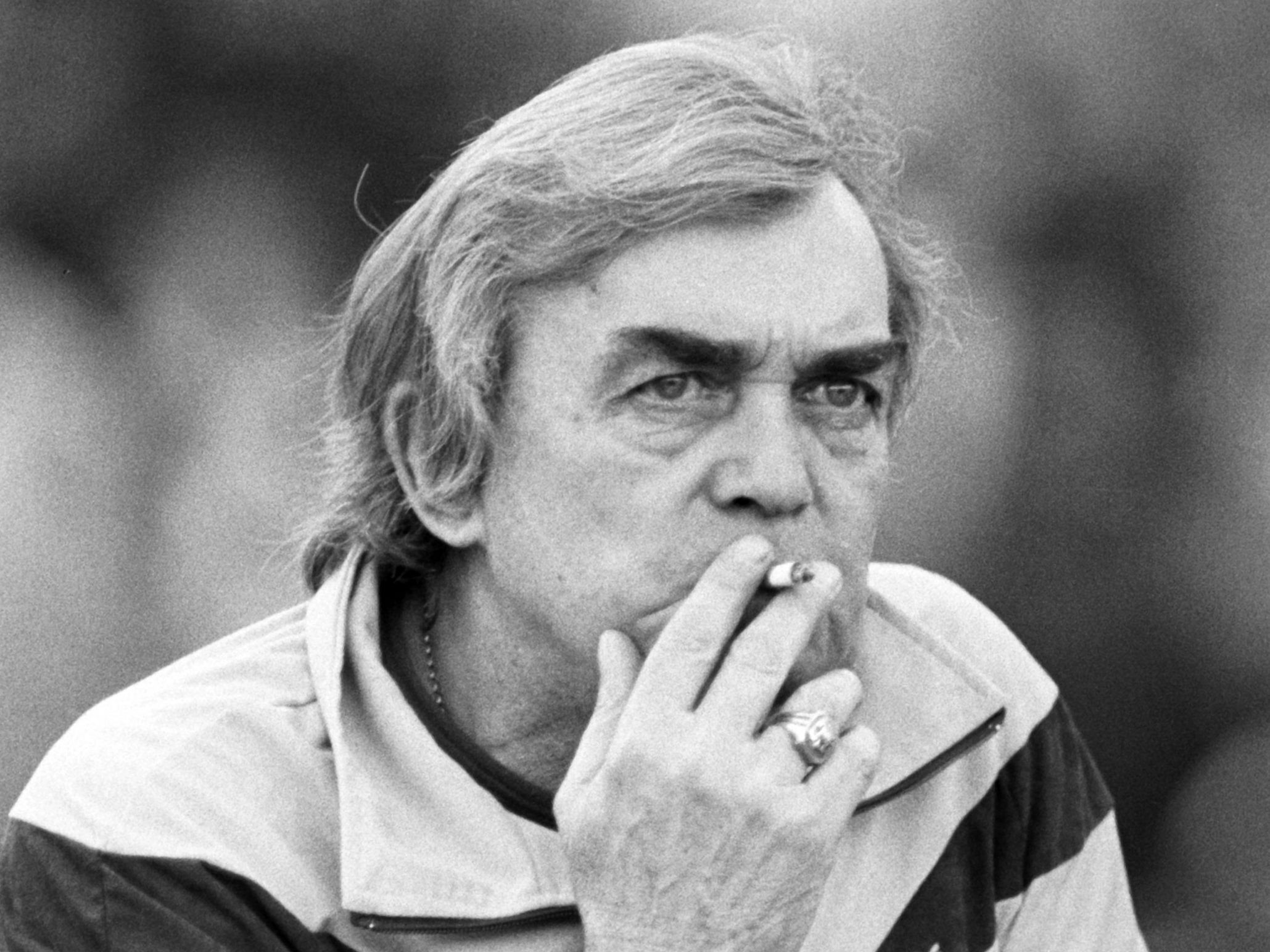 Trainer-Legende Ernst Happel im Oktober 1982 als Trainer des HSV.