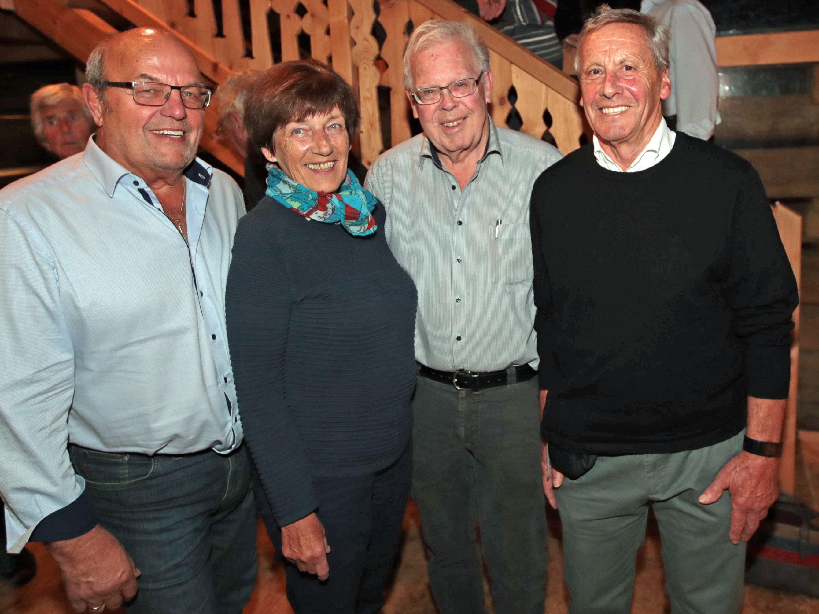 Guido Loacker, Hedy Gross, Heinz Loacker (Hohenems) und Heinz Loacker (Lustenau) beim 10-Jahres-Jubiläumsfest.