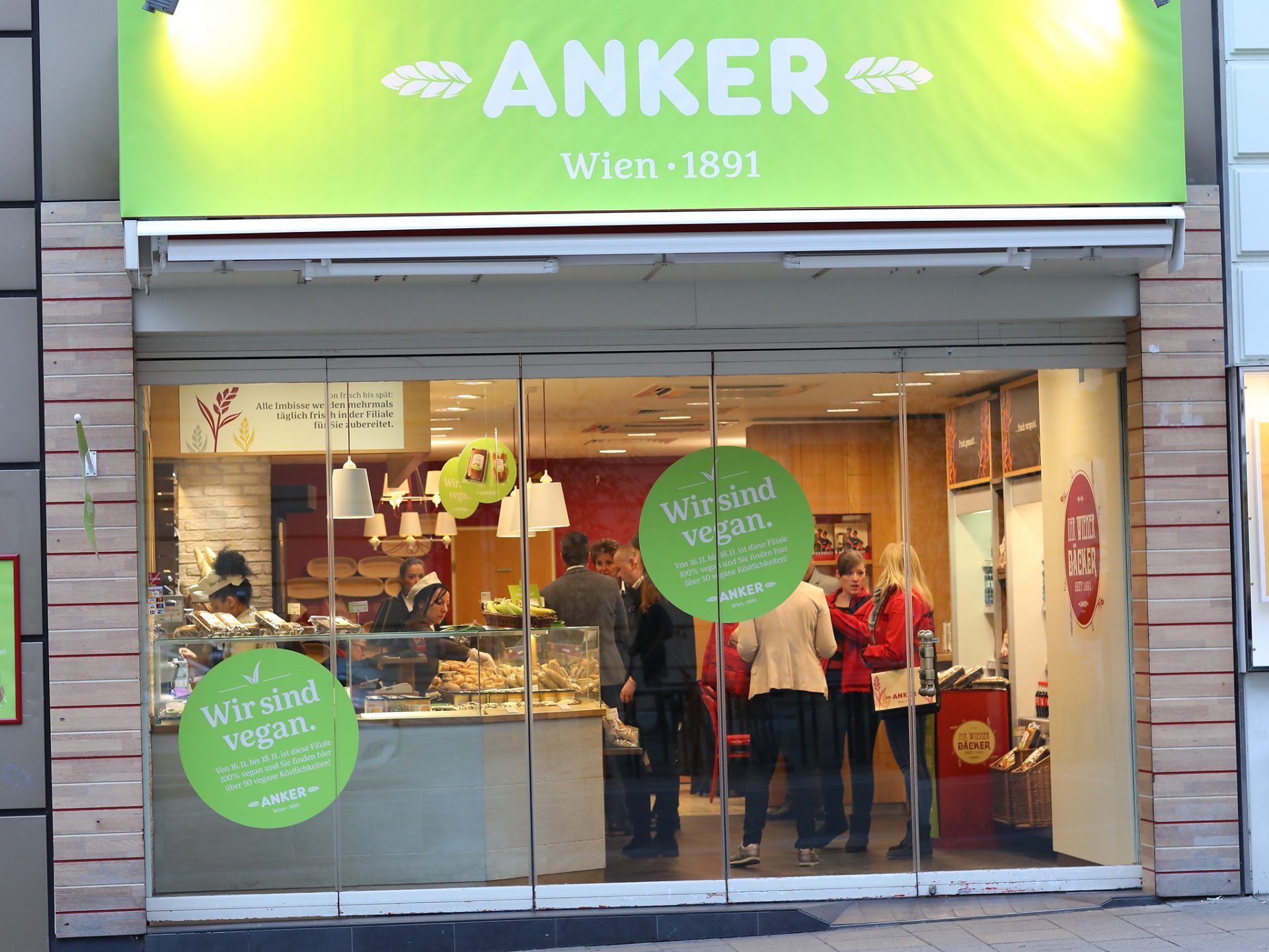 Anker startet veganen Pop-Up-Shop auf Wiener Mariahilfer Straße ...