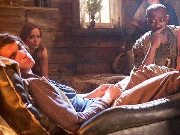 Szene aus The Recall mit Wesley Snipes und Laura Bilgeri. Szene aus The Recall mit Wesley Snipes und Laura Bilgeri.