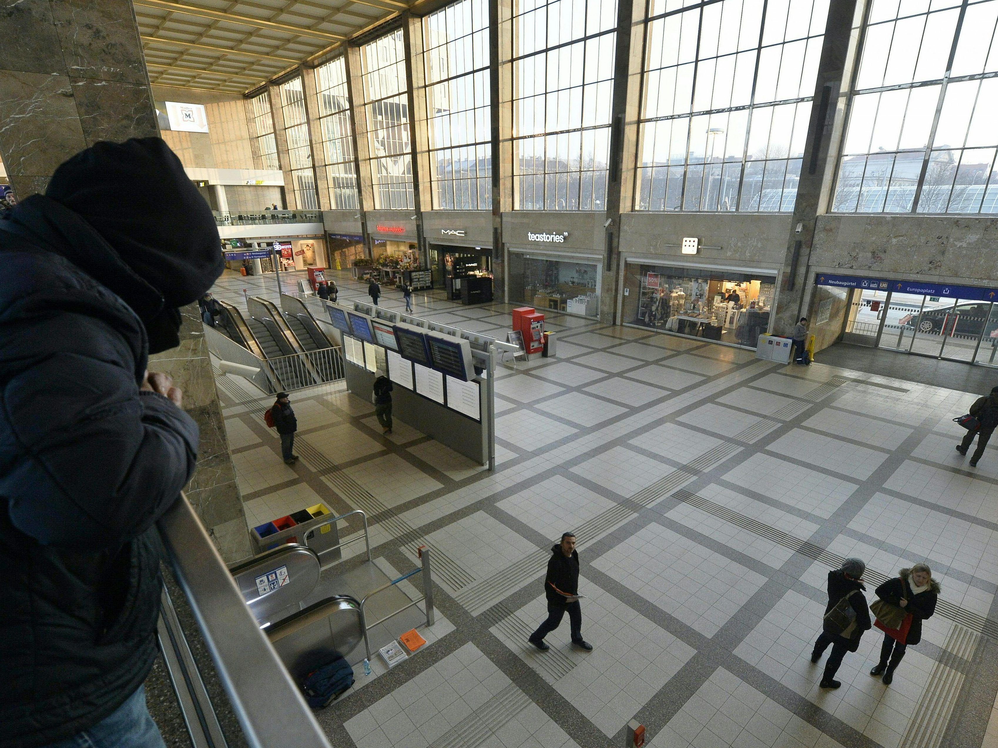 Ein Randalierer wurde am Donnerstag am Wiener Westbahnhof festgenommen.