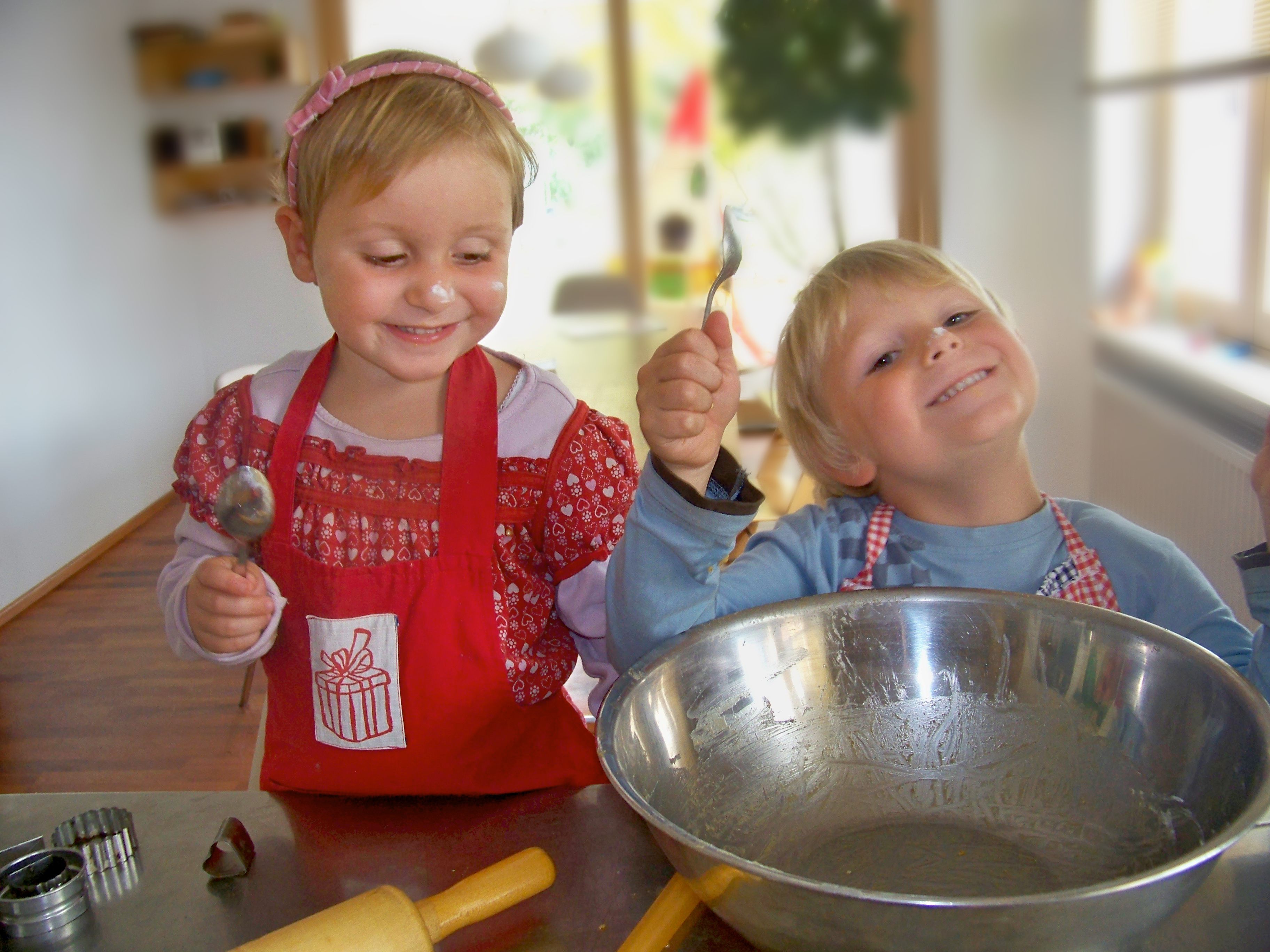In Bregenz werden Ehrenamtliche gesucht, die gemeinsam mit Kindern einmal pro Woche etwas unternehmen wollen. In Bregenz werden Ehrenamtliche gesucht, die gemeinsam mit Kindern einmal pro Woche etwas unternehmen wollen.