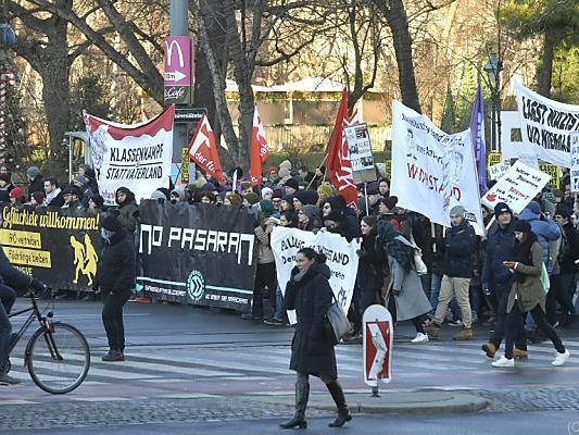 Die Demos sorgen für zahlreiche Straßensperren
