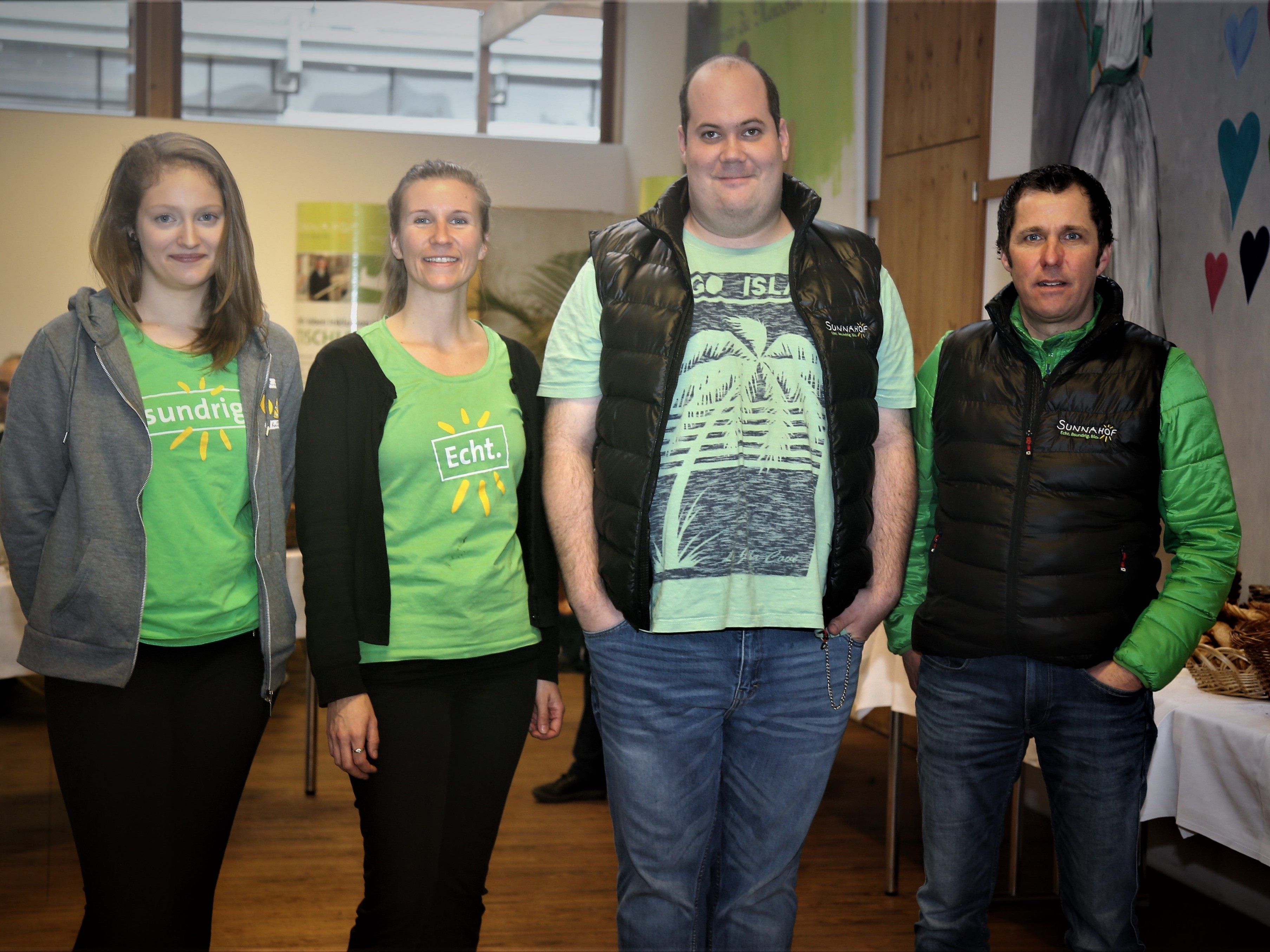 Das Sunnahof-Team (mit Geschäftsführer Thomas Lampert) kümmerte sich beim Biobrunch um das leibliche Wohl der Gäste.