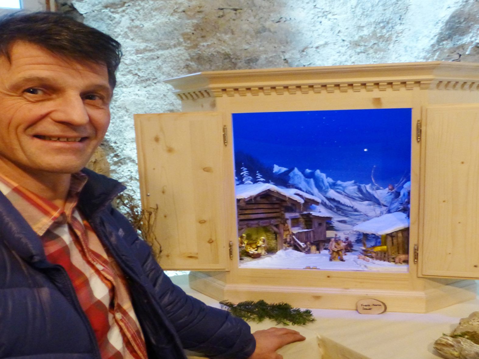 Franz-Marco Sauer lädt das kommende Wochenende zum Krippen schauen im Gewölbekeller. Franz-Marco Sauer lädt das kommende Wochenende zum Krippen schauen im Gewölbekeller.