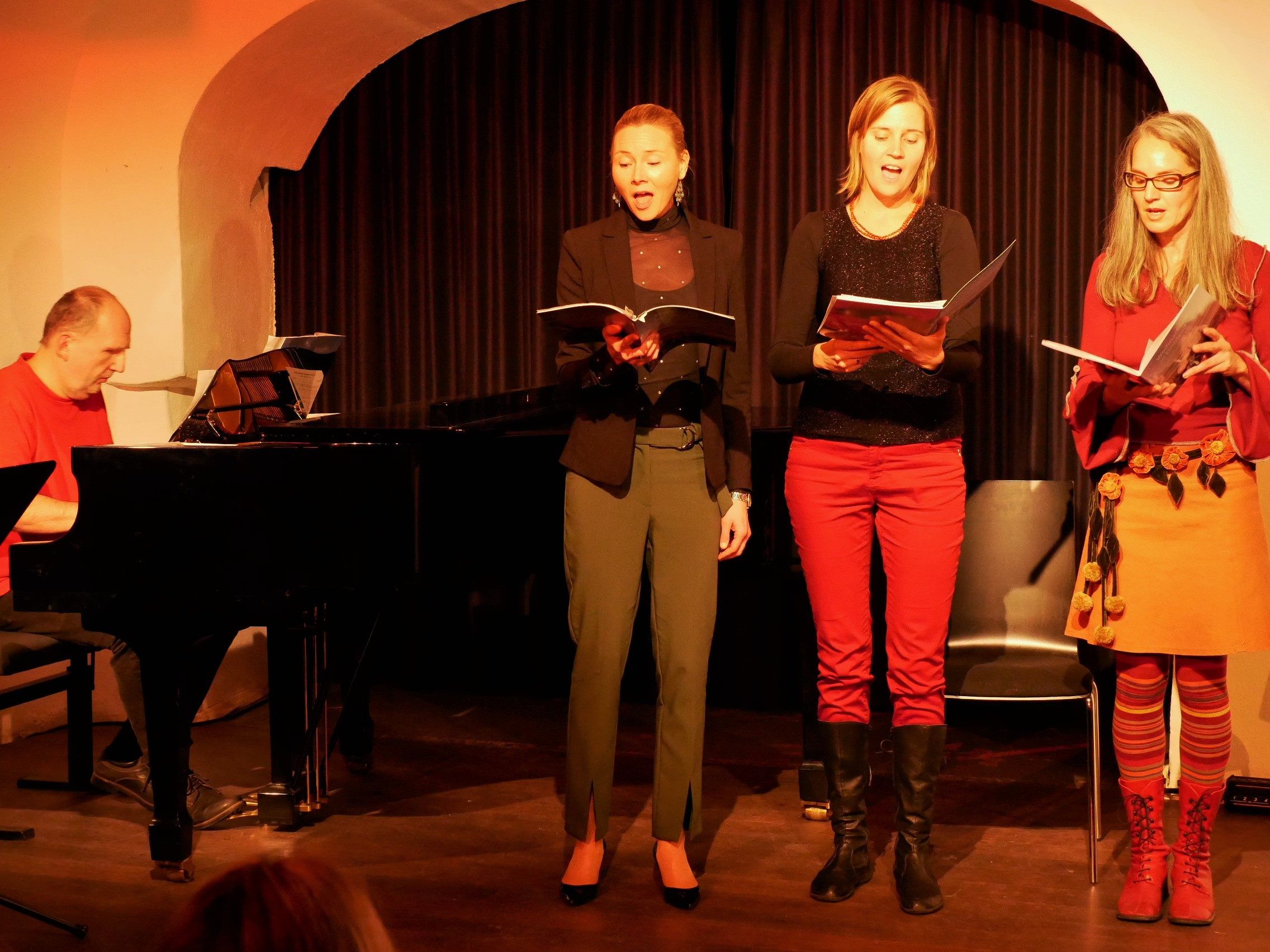 Marjut Kuhnhenn, Magdalena Fingerlos und Michaela Kyllönen Marjut Kuhnhenn, Magdalena Fingerlos und Michaela Kyllönen